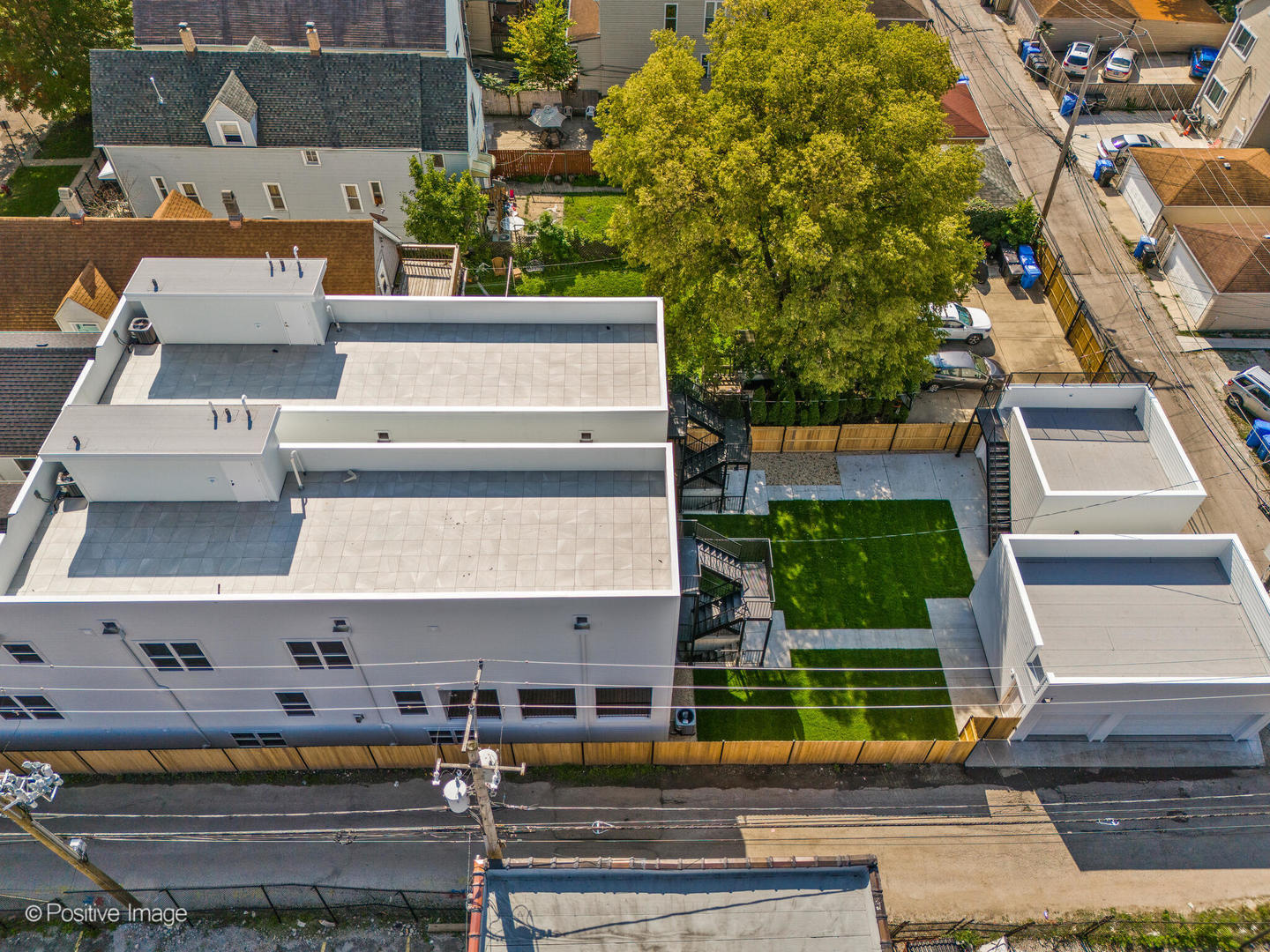 1938 N Sawyer Avenue Unit: 2