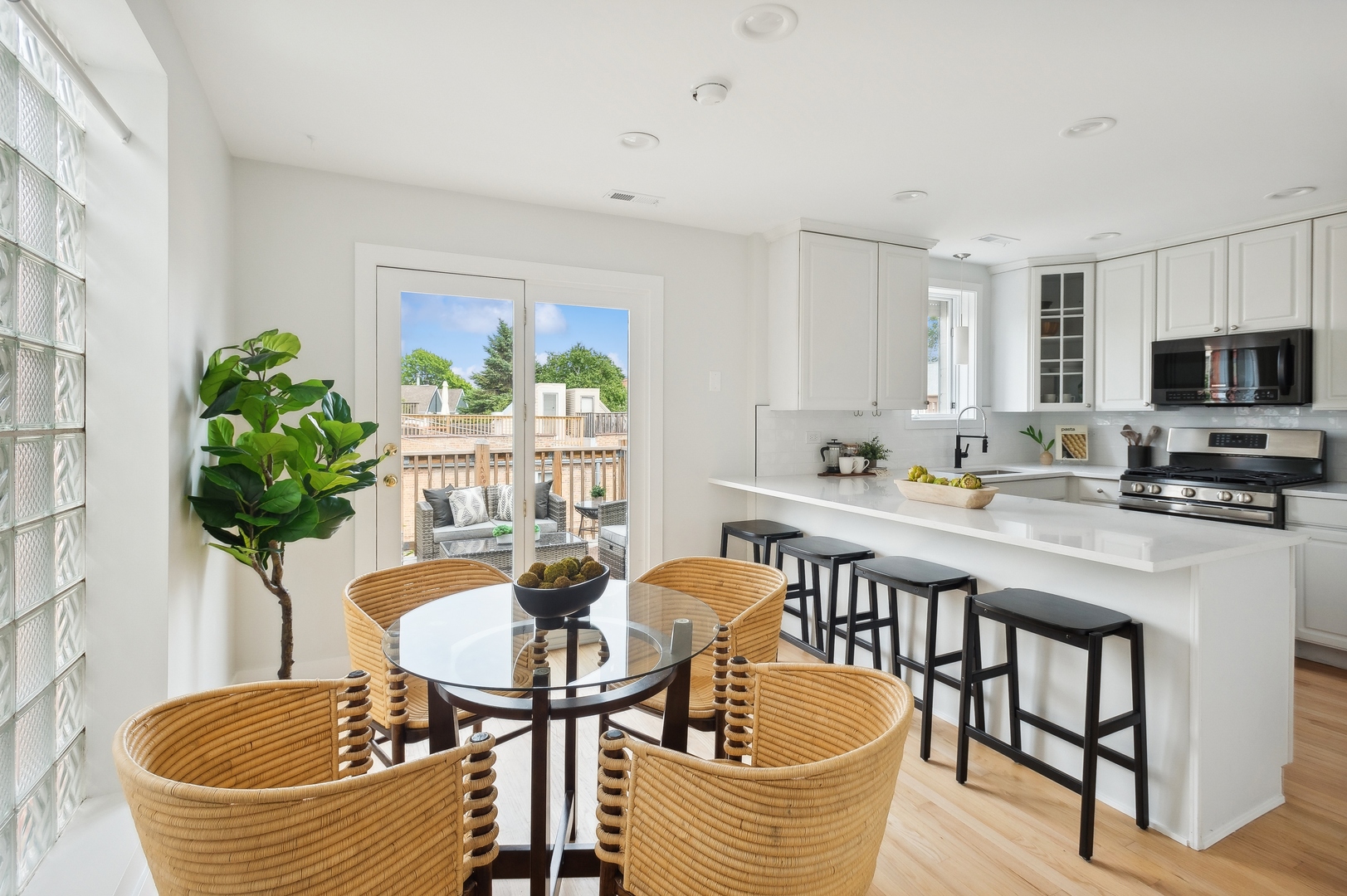 3457 N Racine Avenue Unit: 3