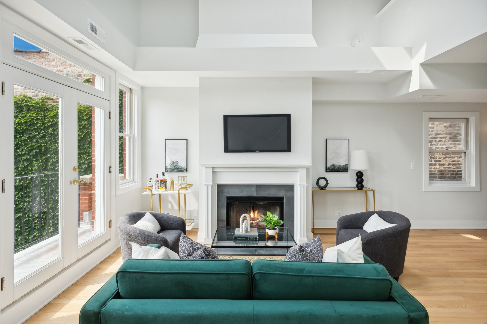 3457 N Racine Avenue Unit: 3