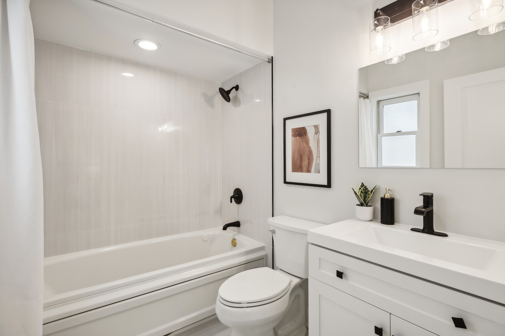 3457 N Racine Avenue Unit: 3