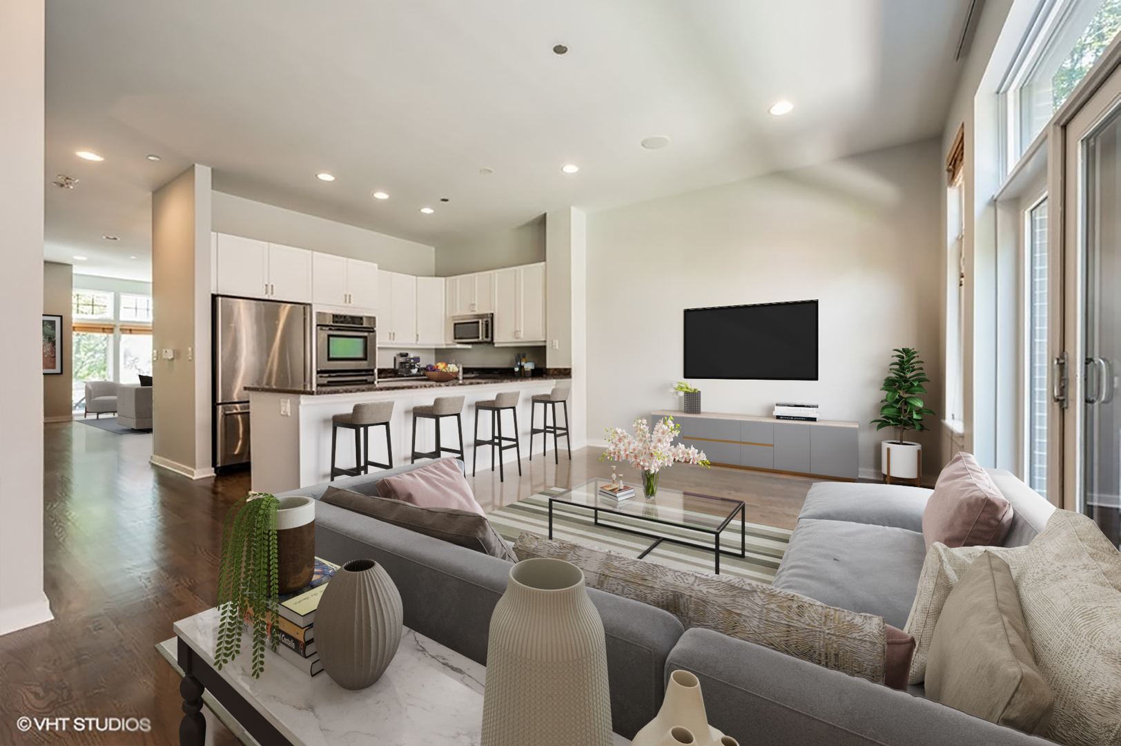 2850 N Paulina Street Unit: TH