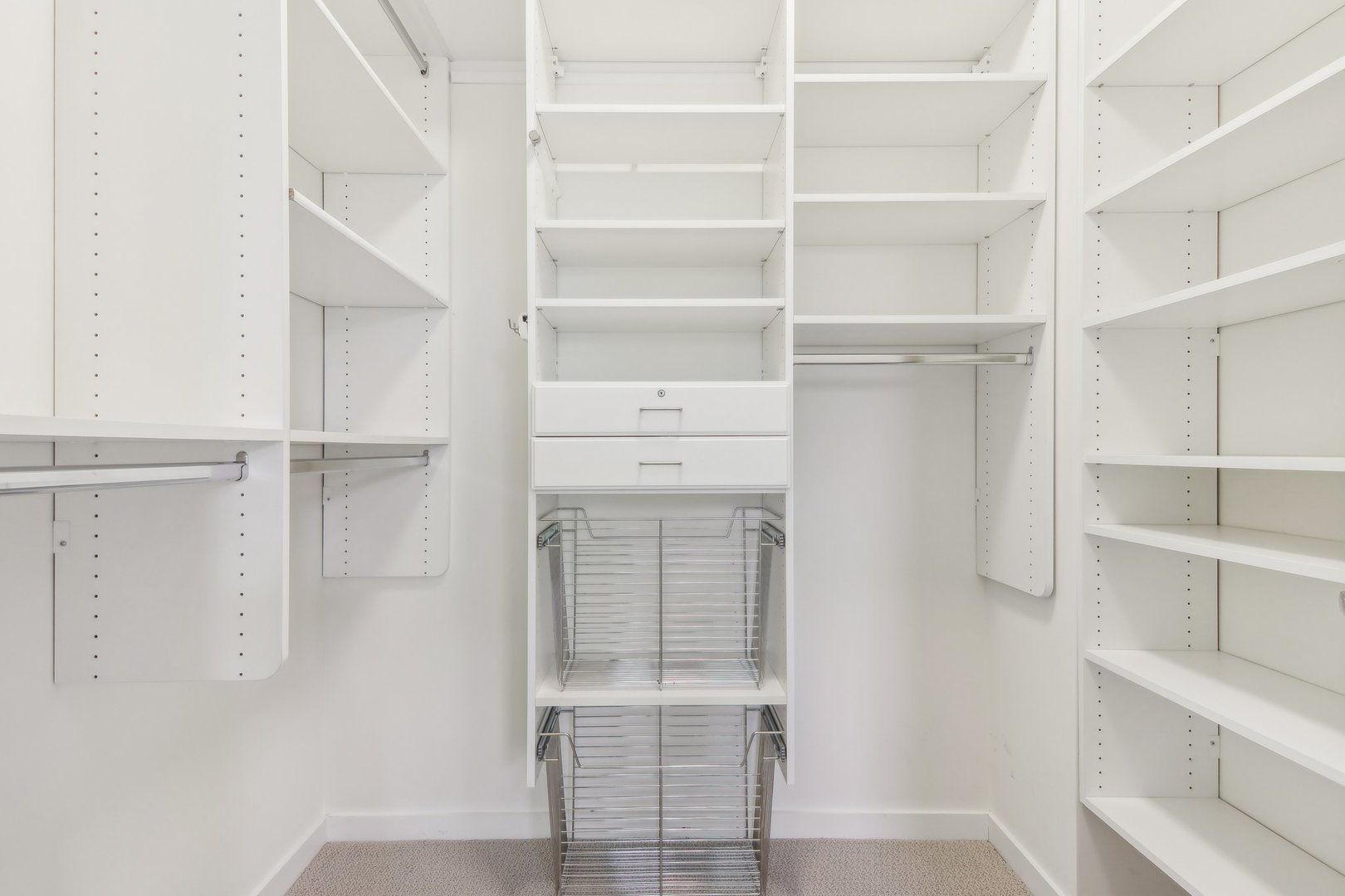 2850 N Paulina Street Unit: TH