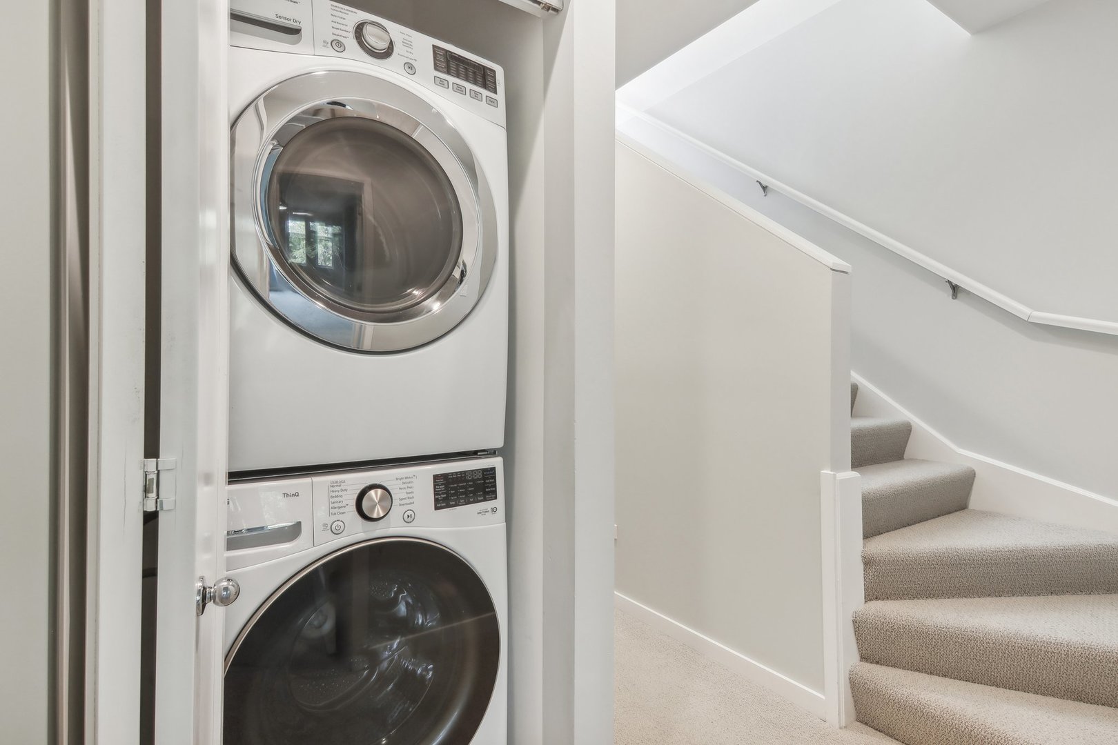 2850 N Paulina Street Unit: TH