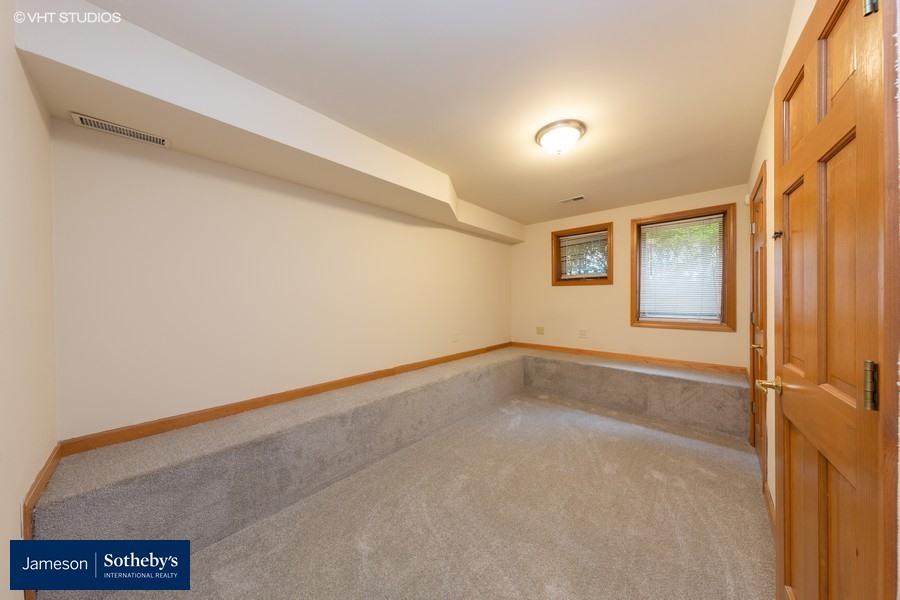 2157 W Addison Street Unit: 1