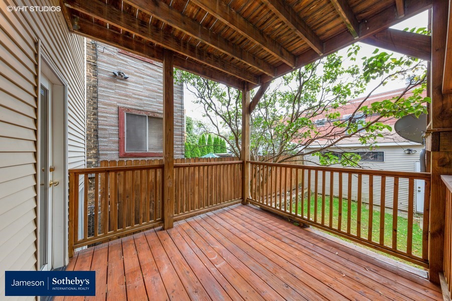 2157 W Addison Street Unit: 1