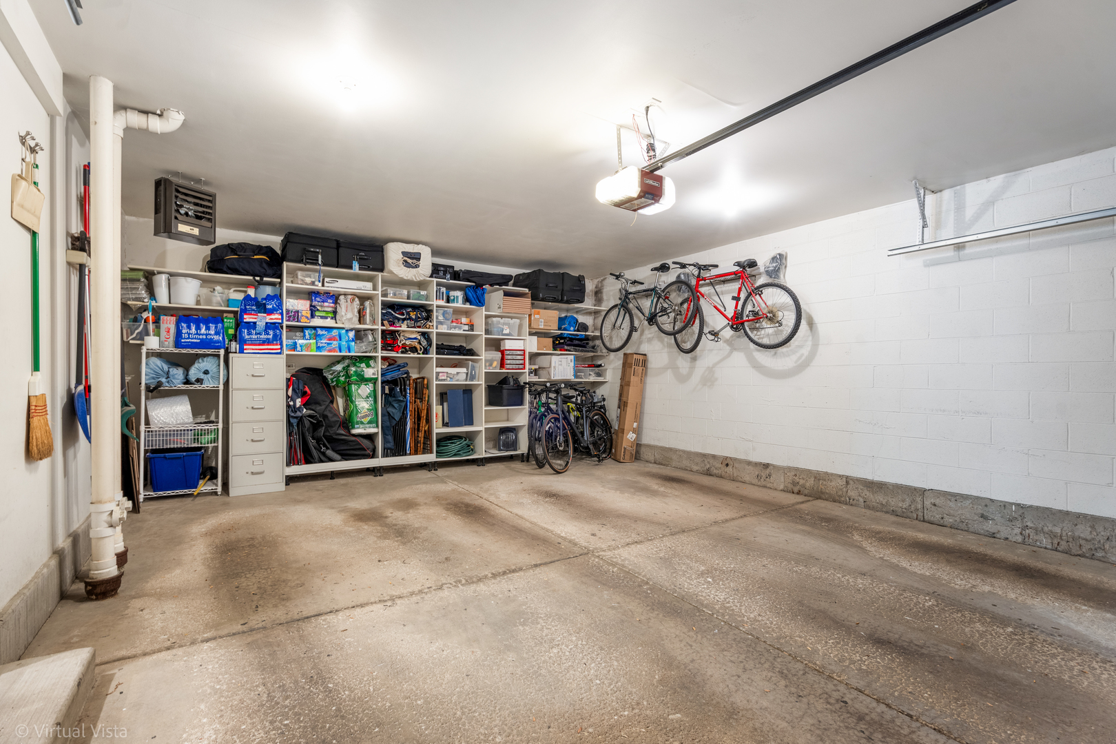 2933 N Hermitage Avenue Unit: A