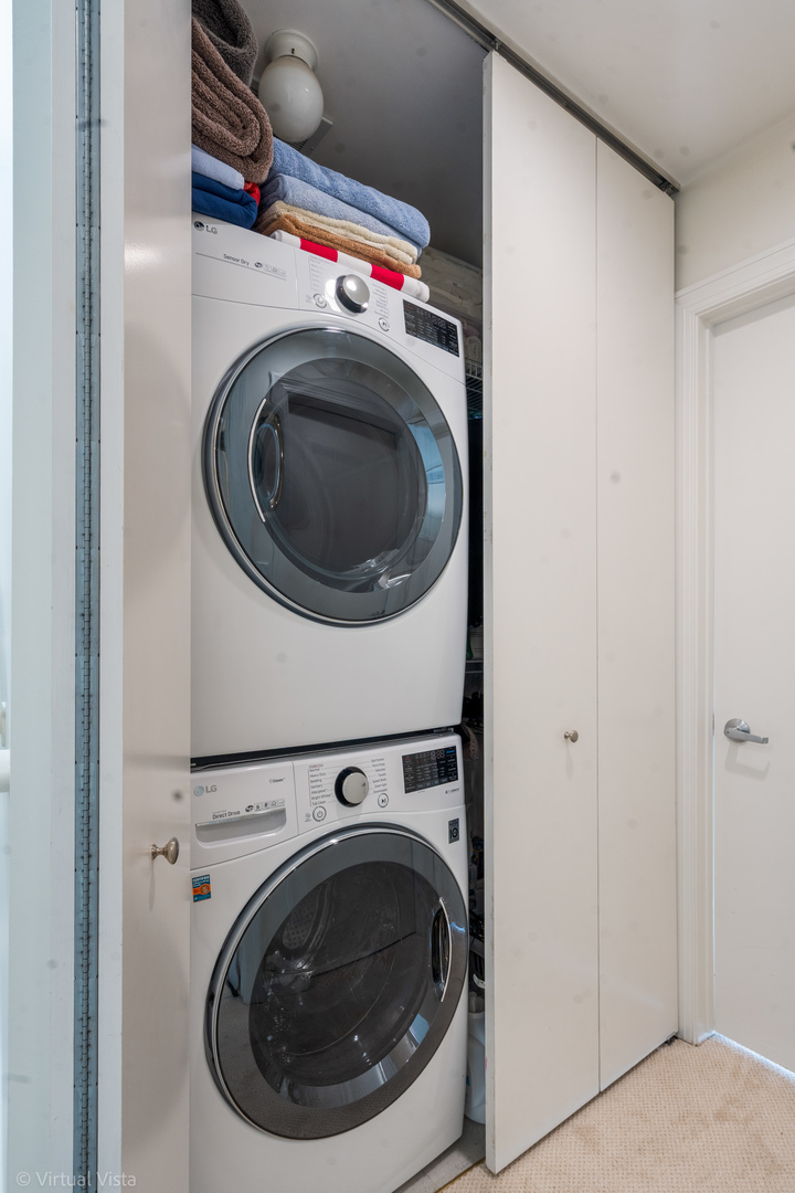 2933 N Hermitage Avenue Unit: A
