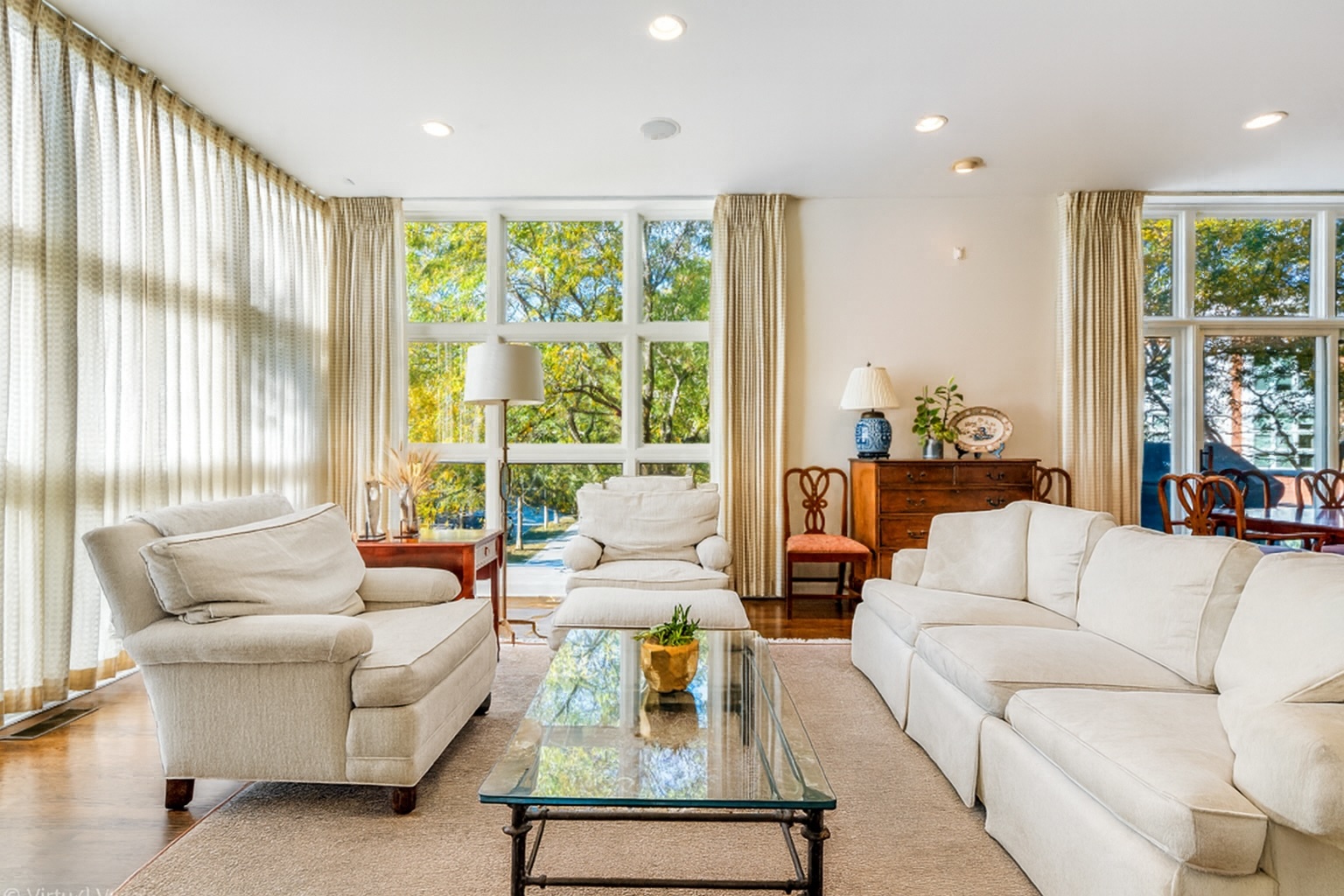 2933 N Hermitage Avenue Unit: A