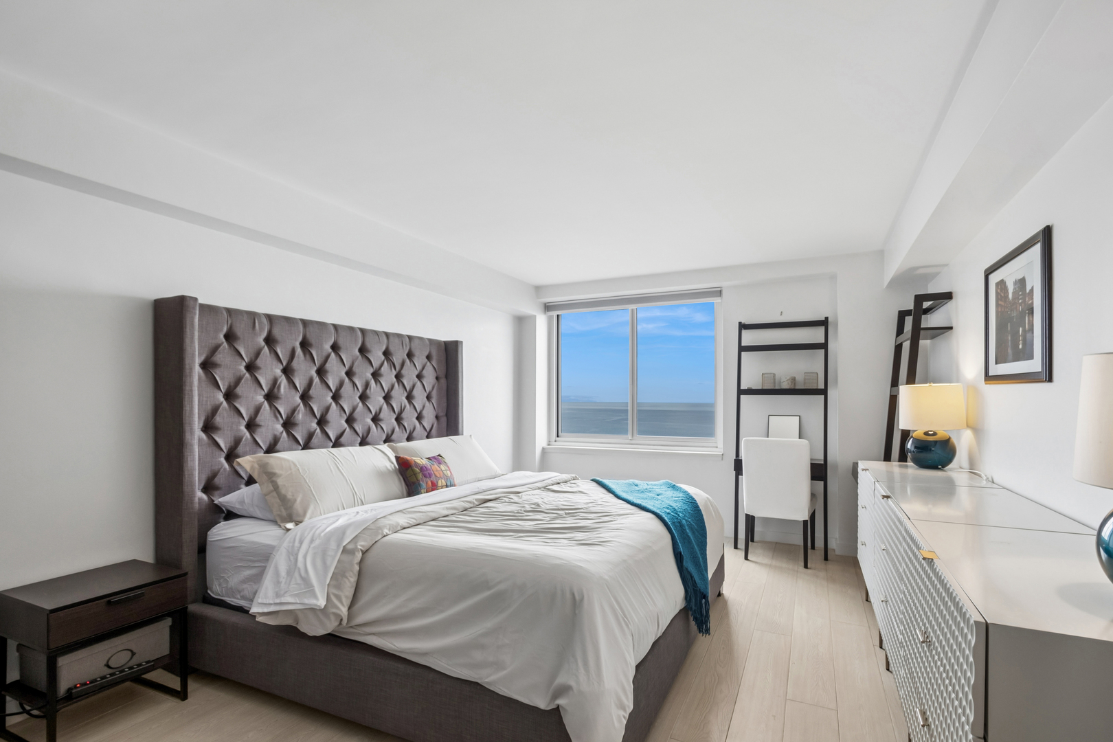 1440 N Lake Shore Drive Unit: 21G