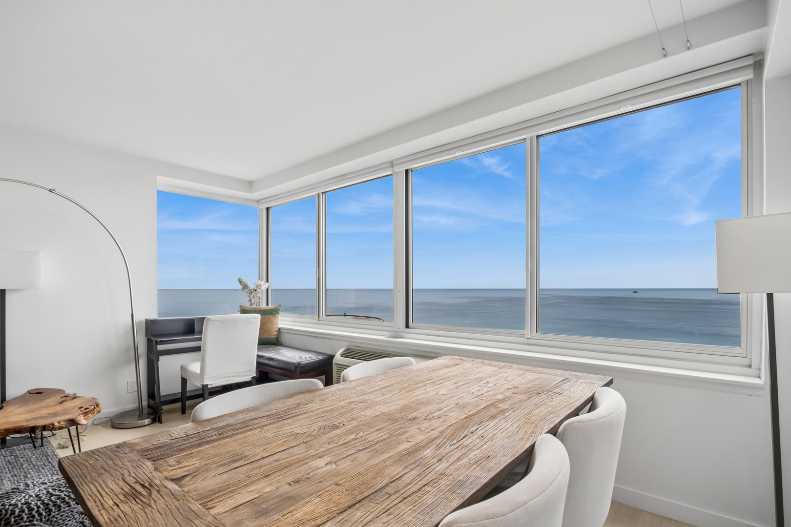 1440 N Lake Shore Drive Unit: 21G
