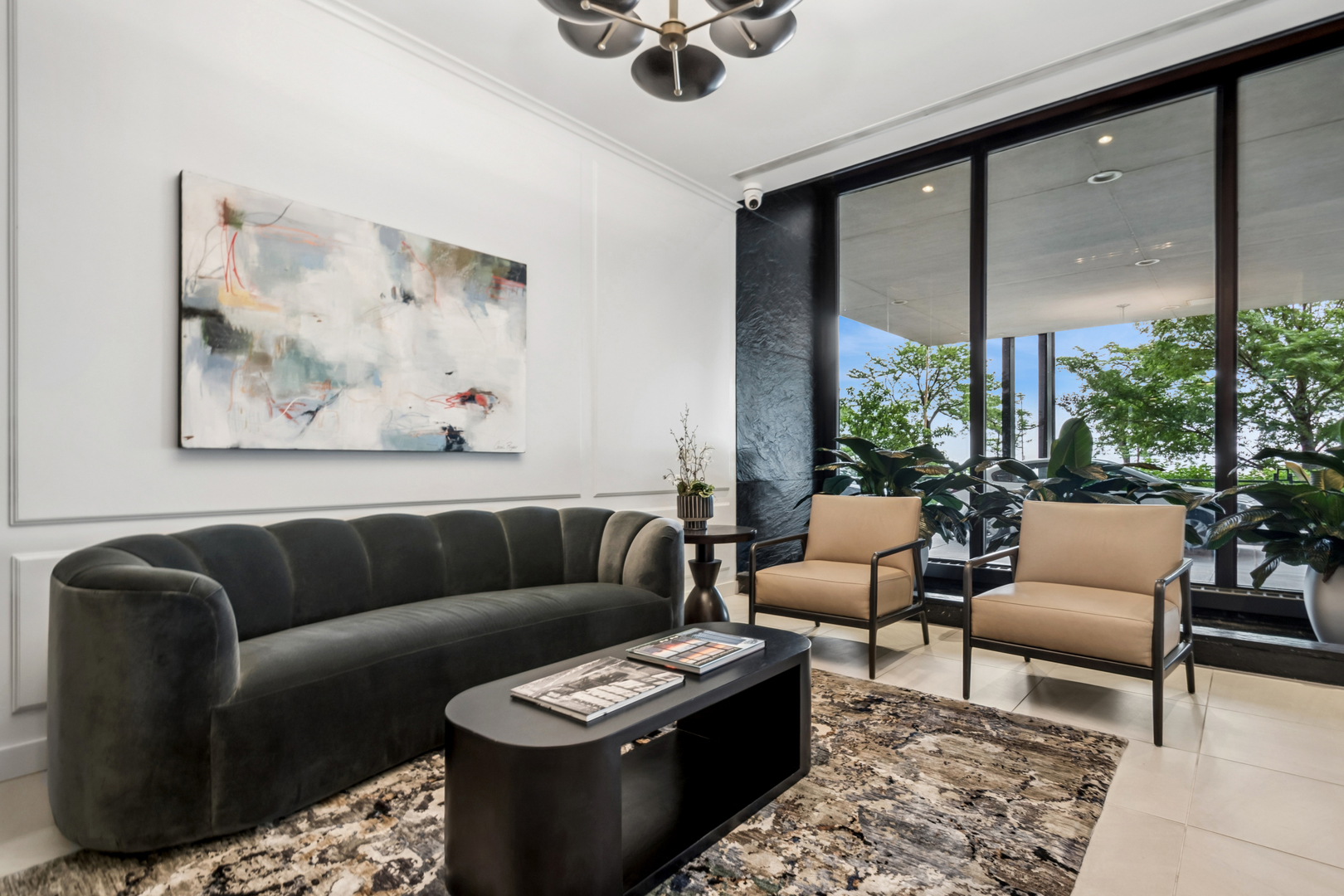 1440 N Lake Shore Drive Unit: 21G