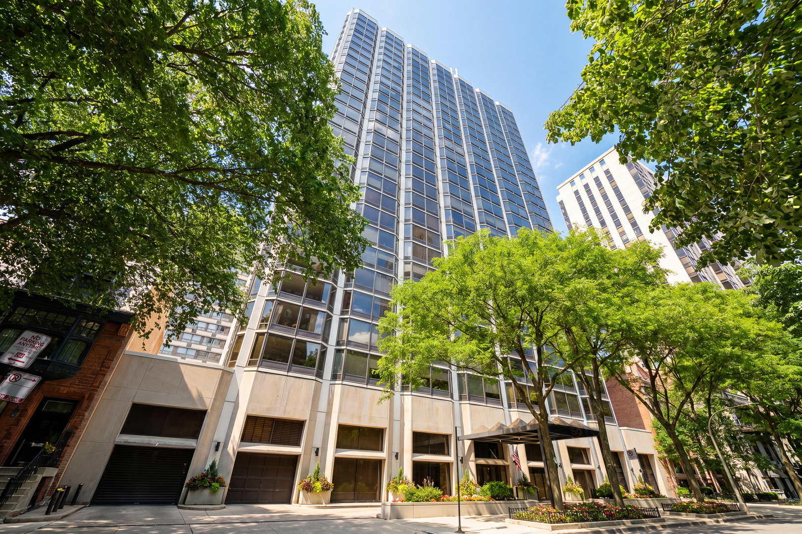 50 E BELLEVUE Place Unit: 2601