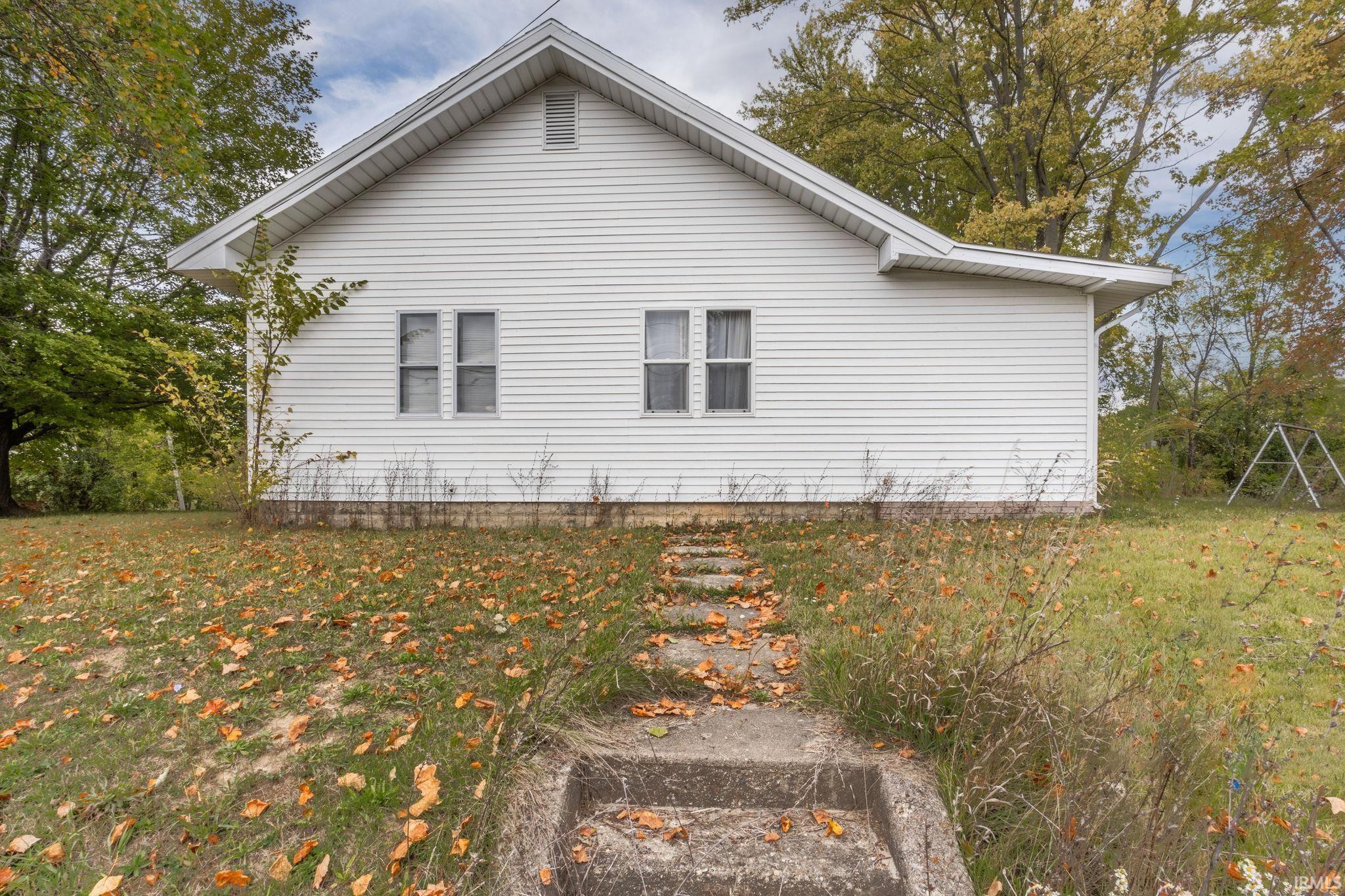1274 E Walnut Street