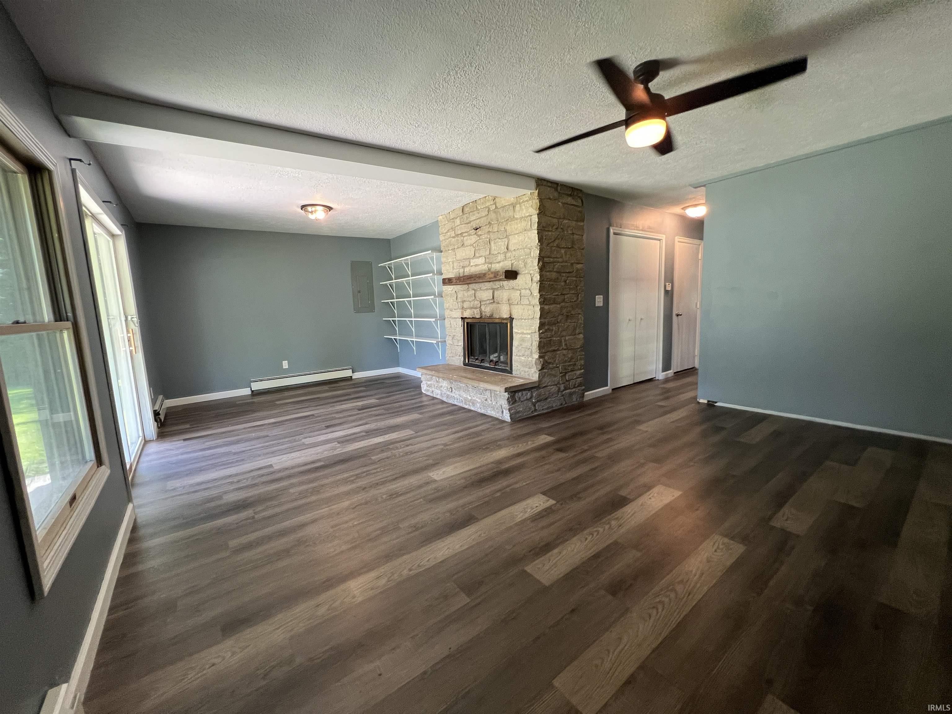 7064 N Hickory Lane