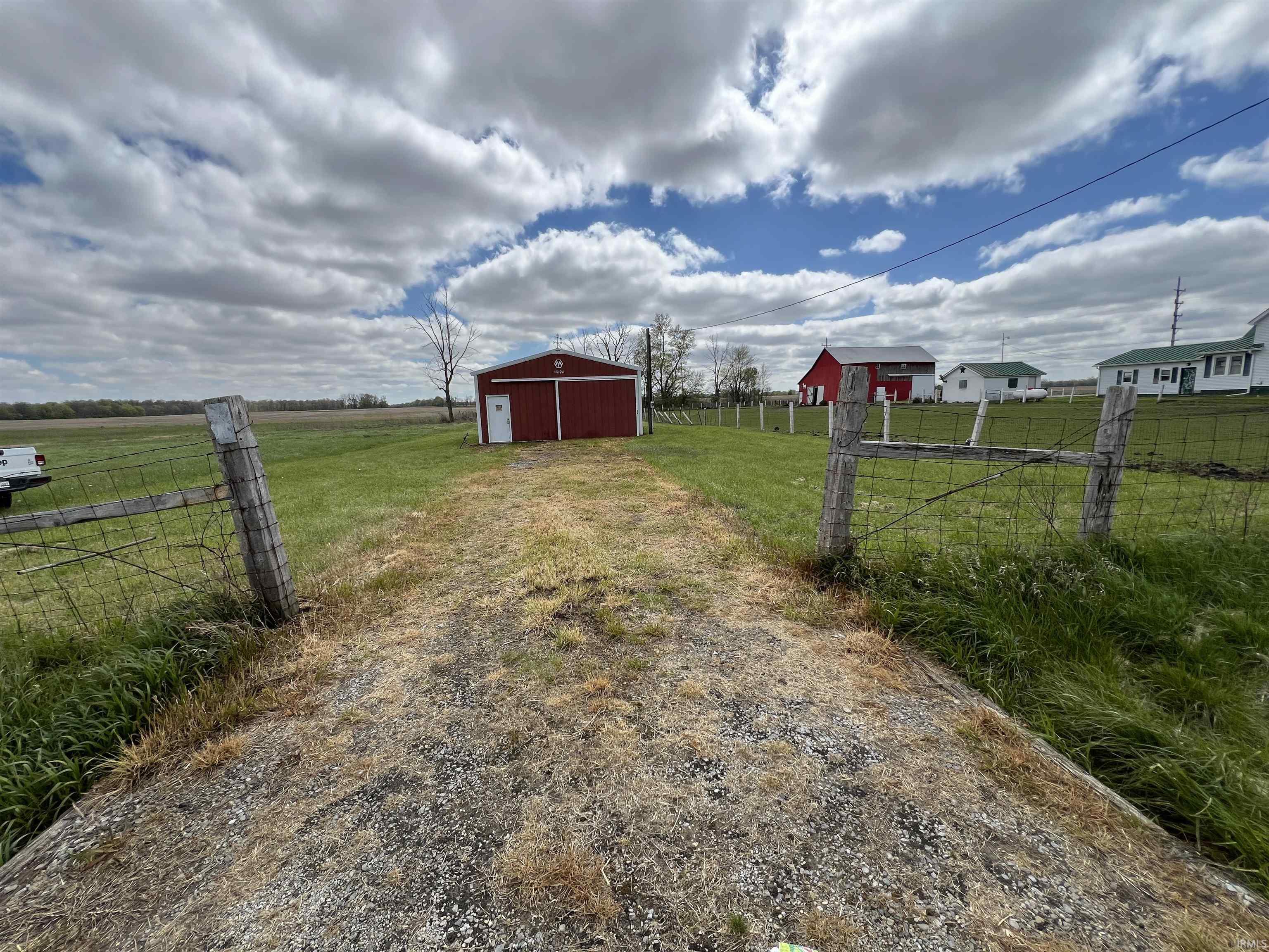 3087 E State Road 38