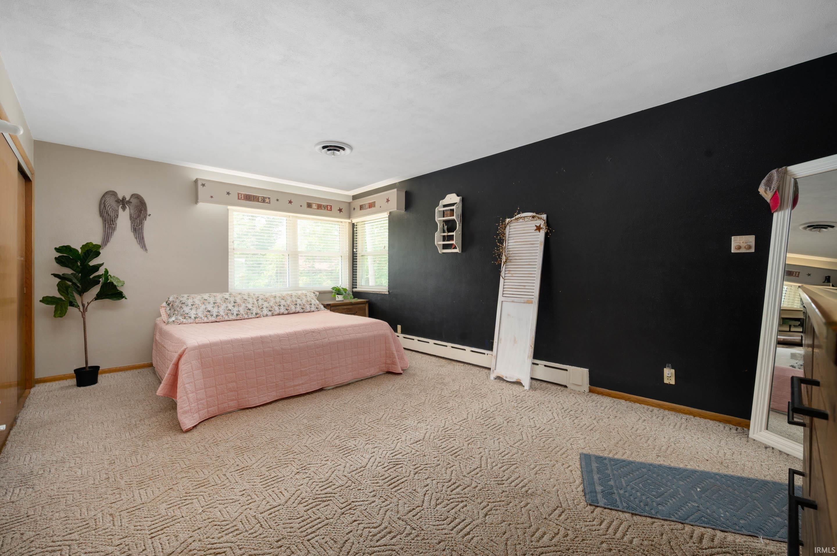 1112 Saint James Drive