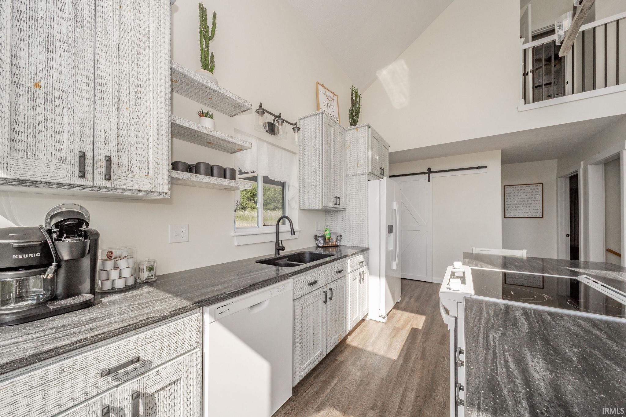 7310 Lacy Road