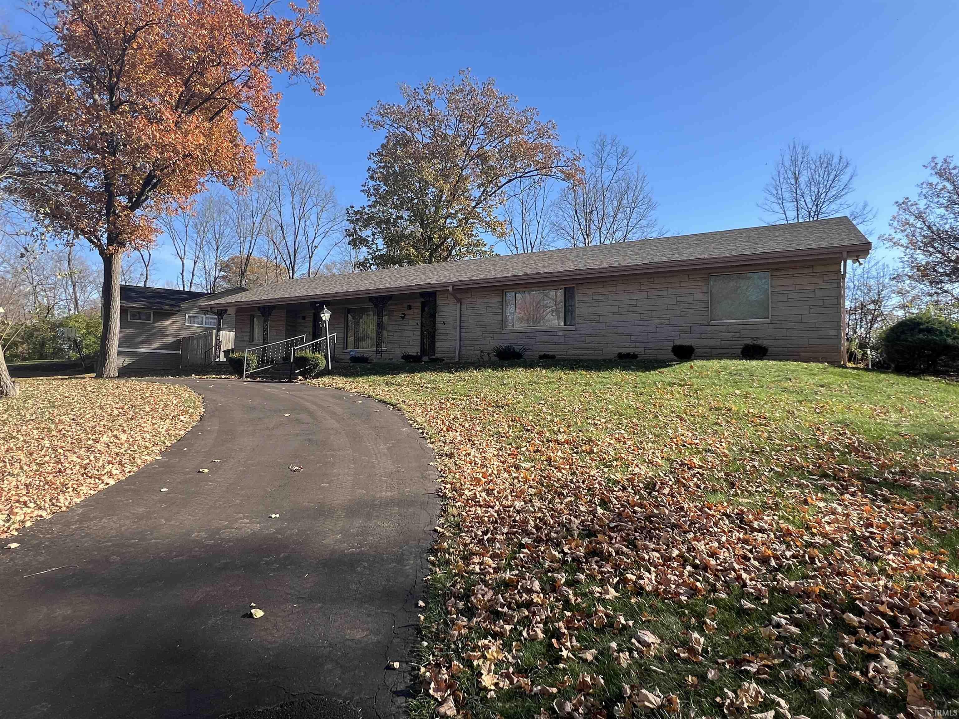 611 Black Road
