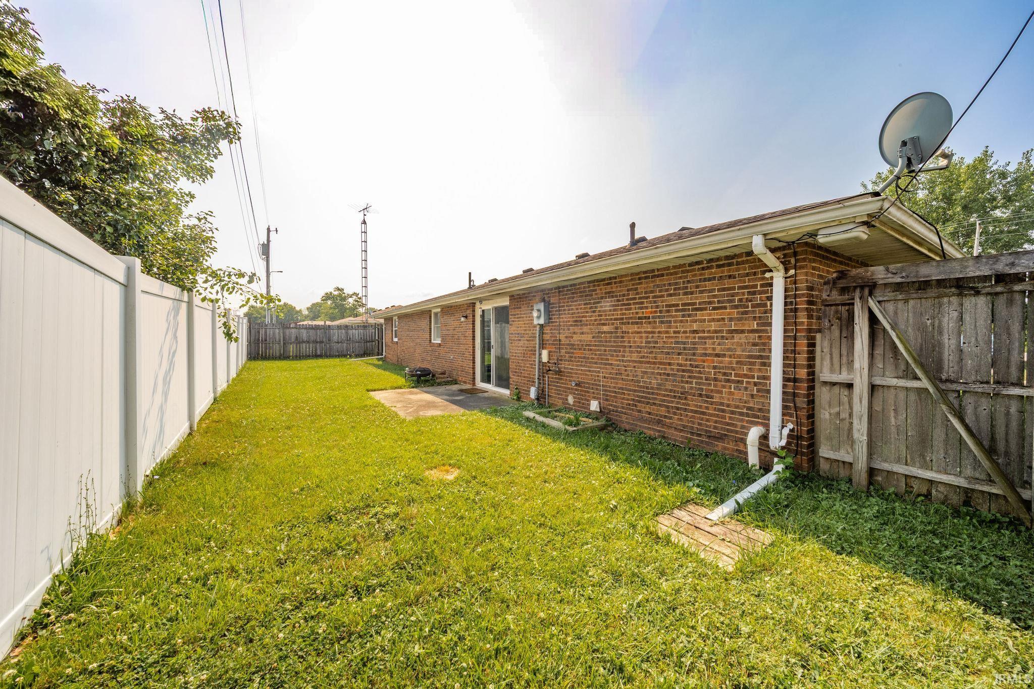 512 E County Road 300 South