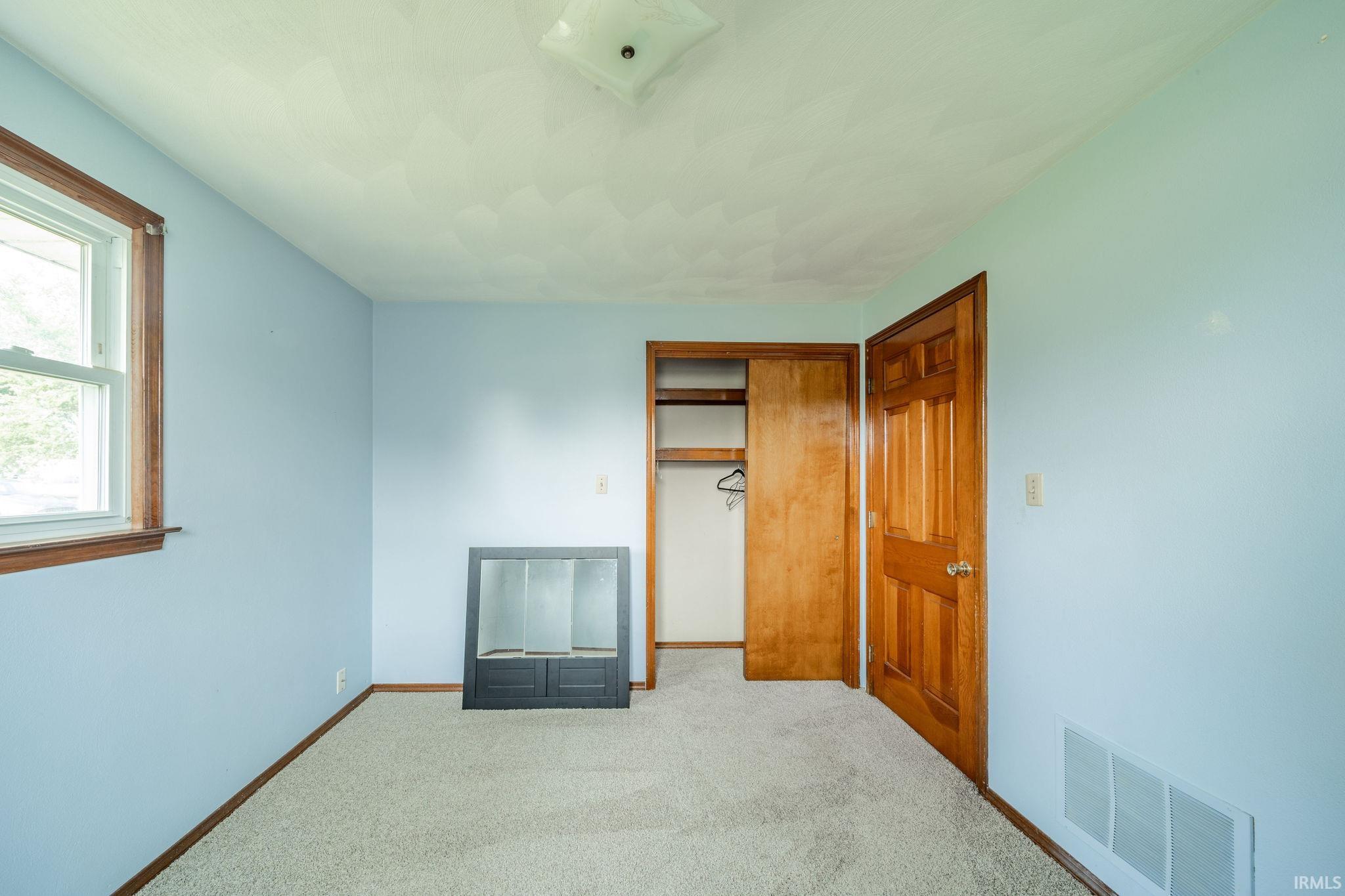 512 E County Road 300 South