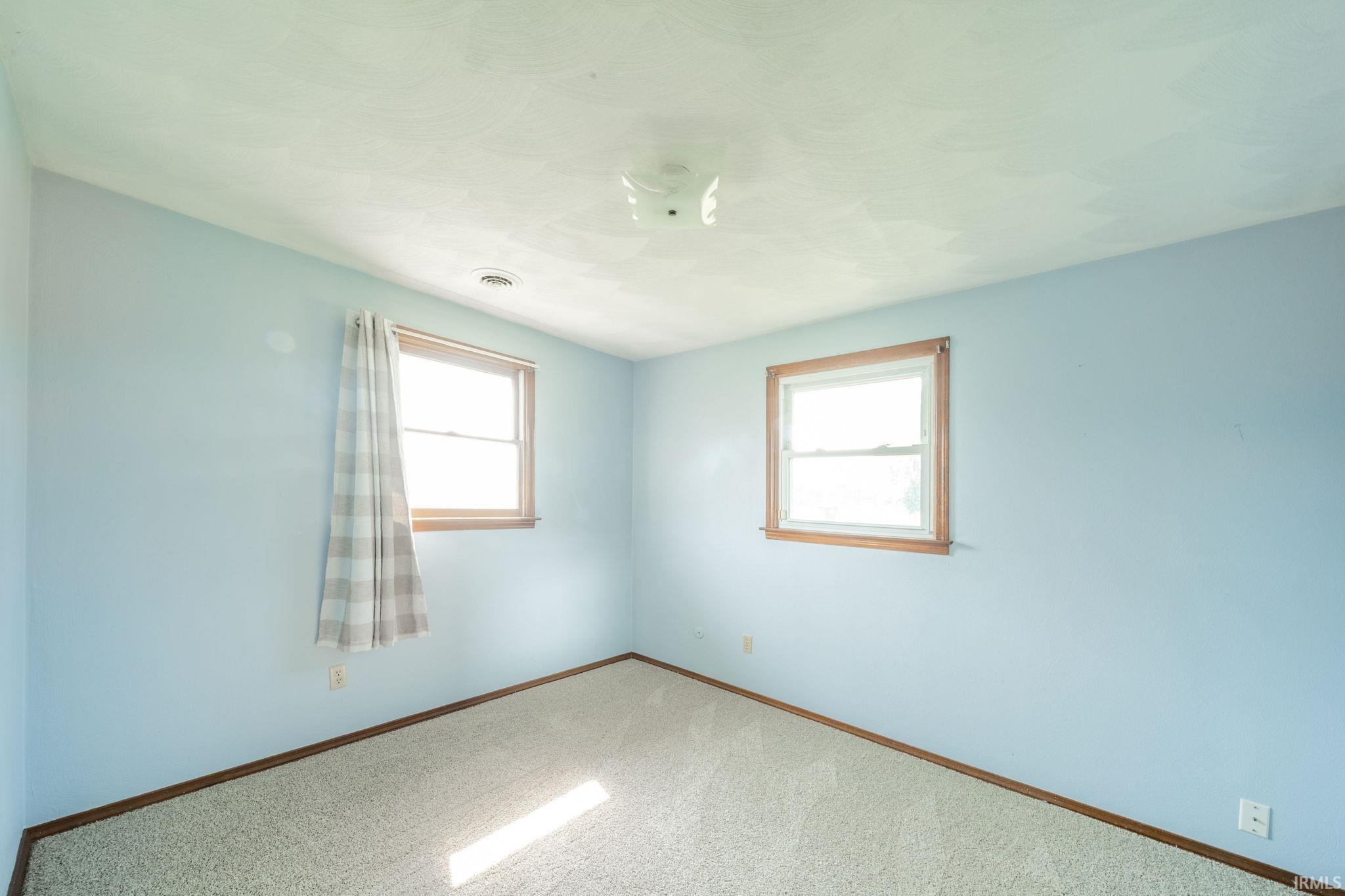512 E County Road 300 South