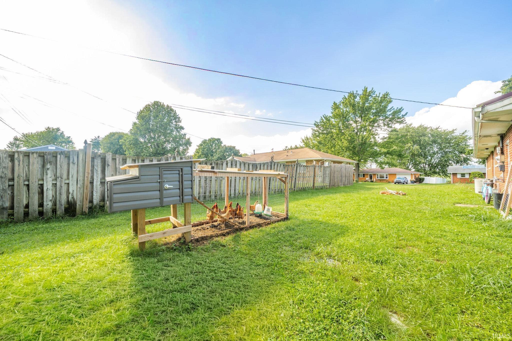 305 N Ellis Road
