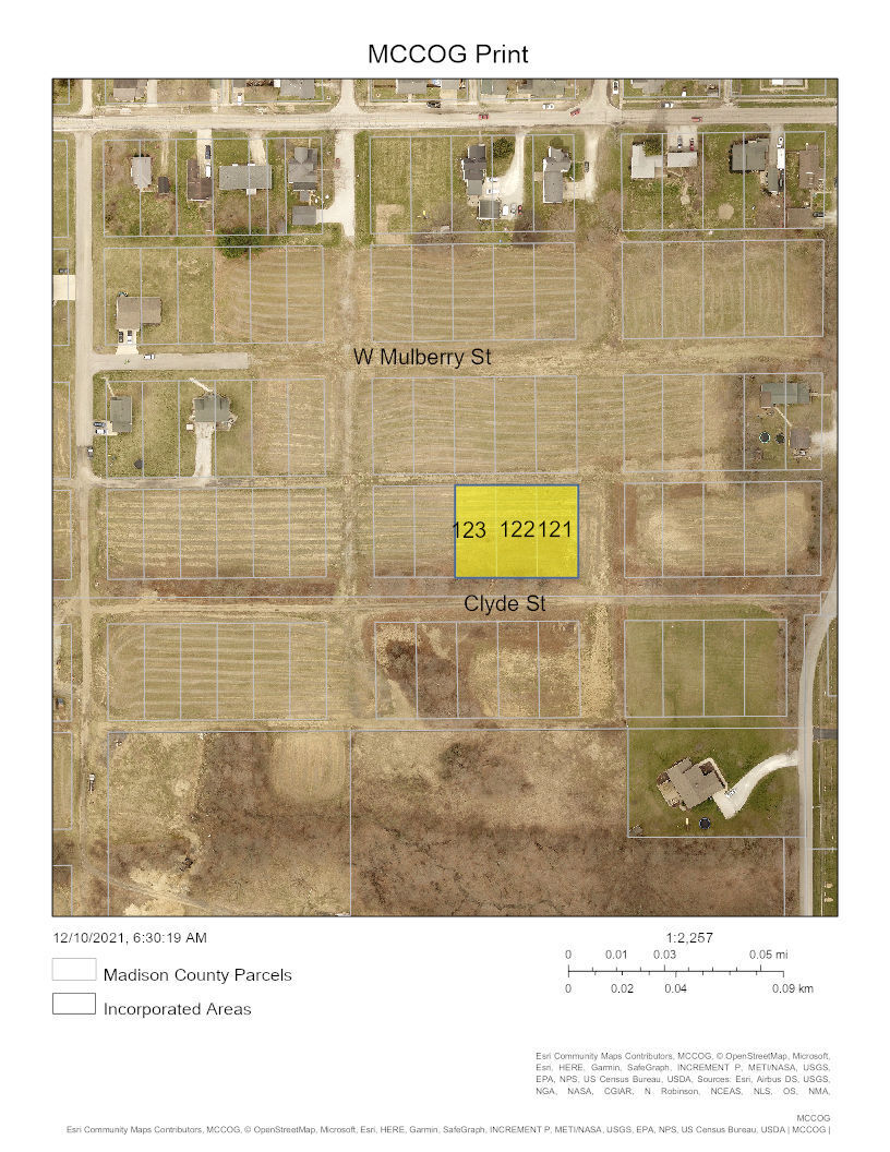 Lots 121, 122, 123 W Clyde Street