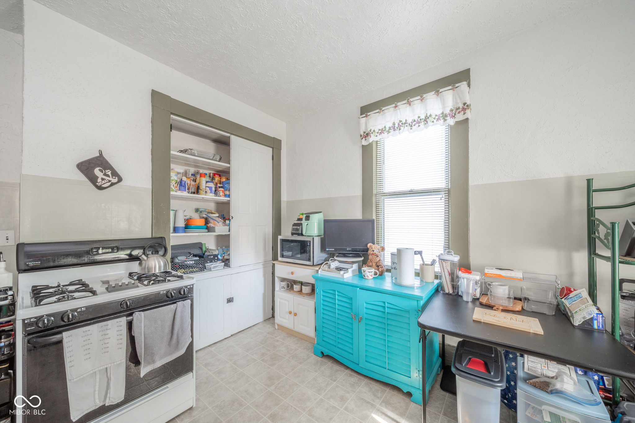 575 N 12th Street