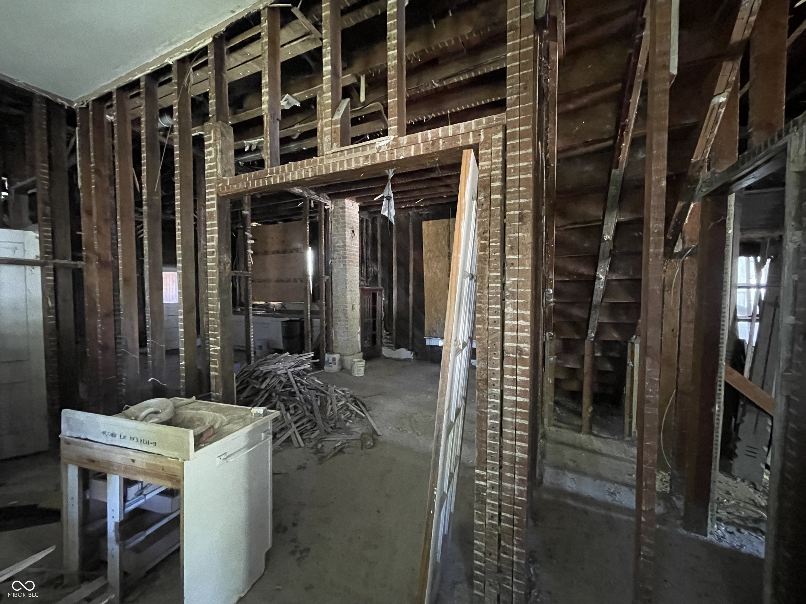 274 N 6th Street
