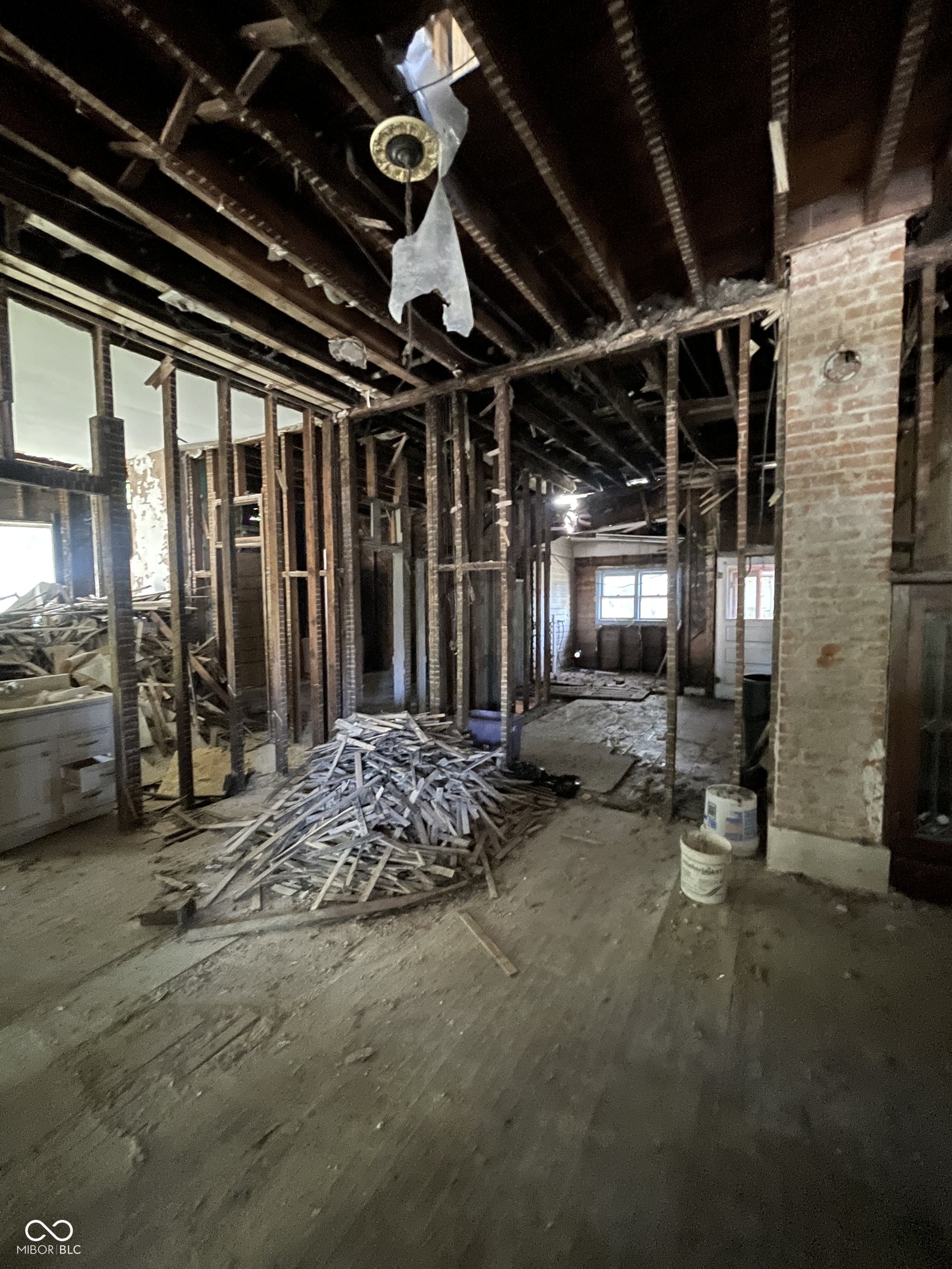 274 N 6th Street