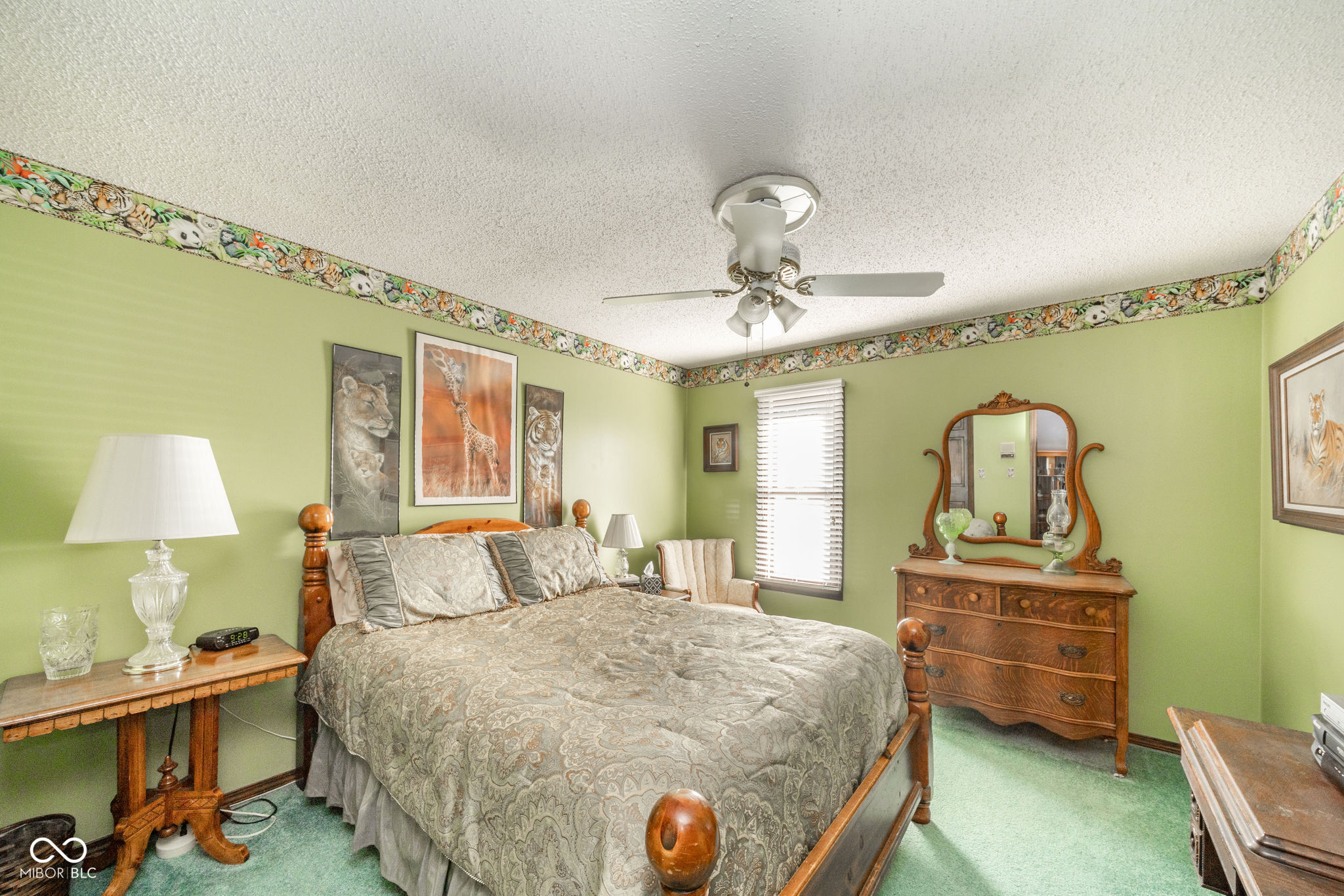1001 S Devonshire Road