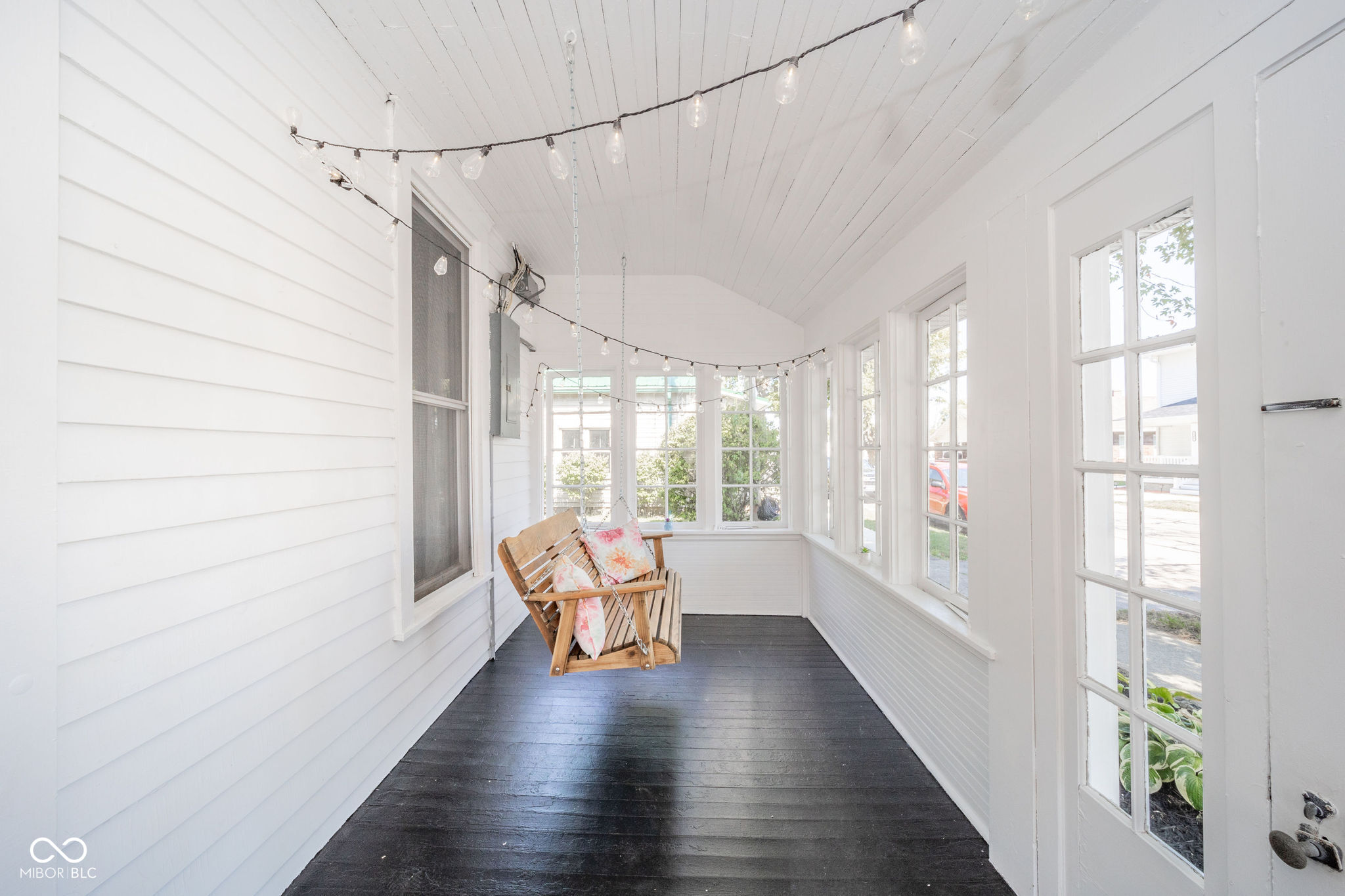 109 S Meridian Street