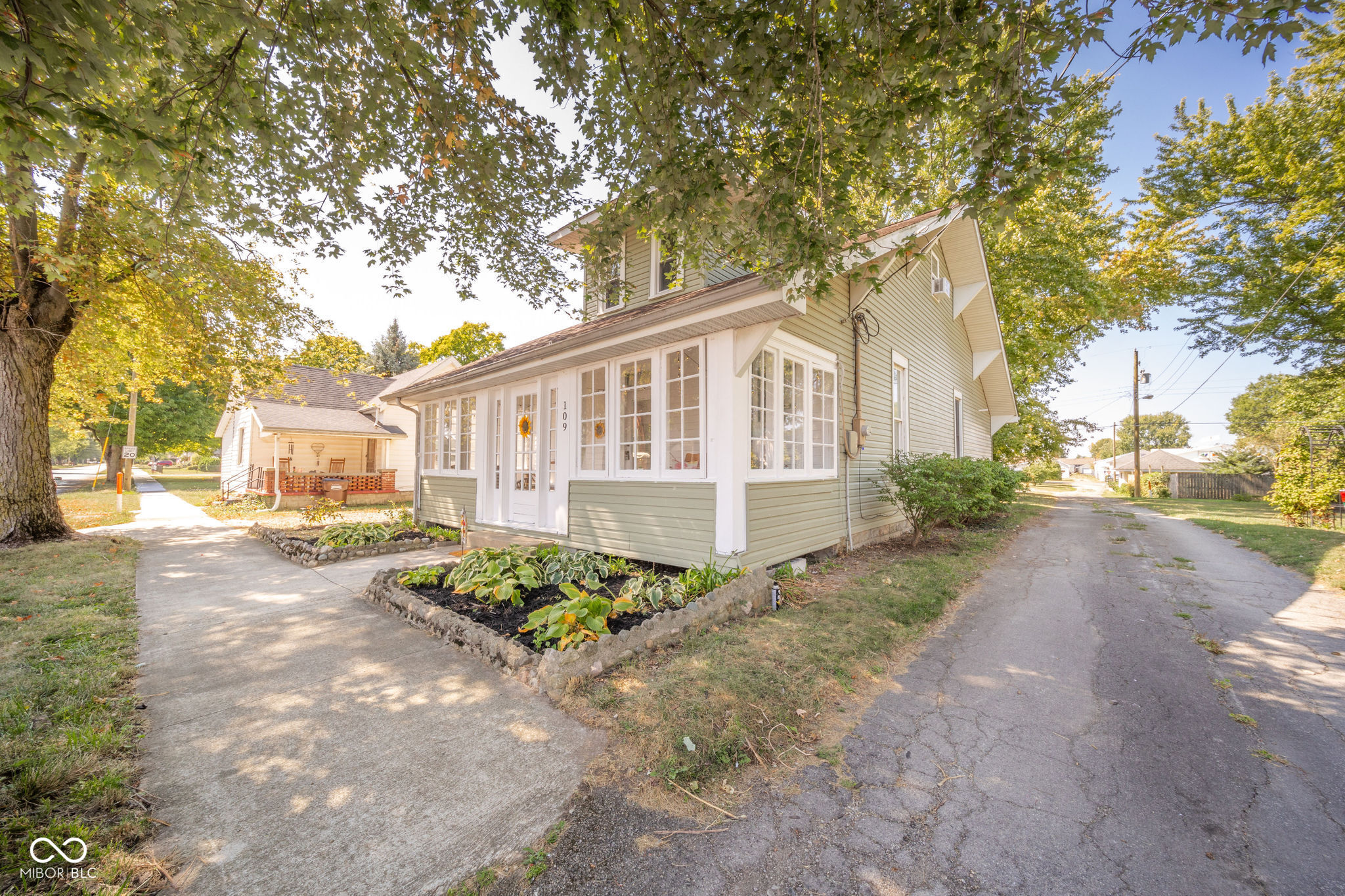 109 S Meridian Street