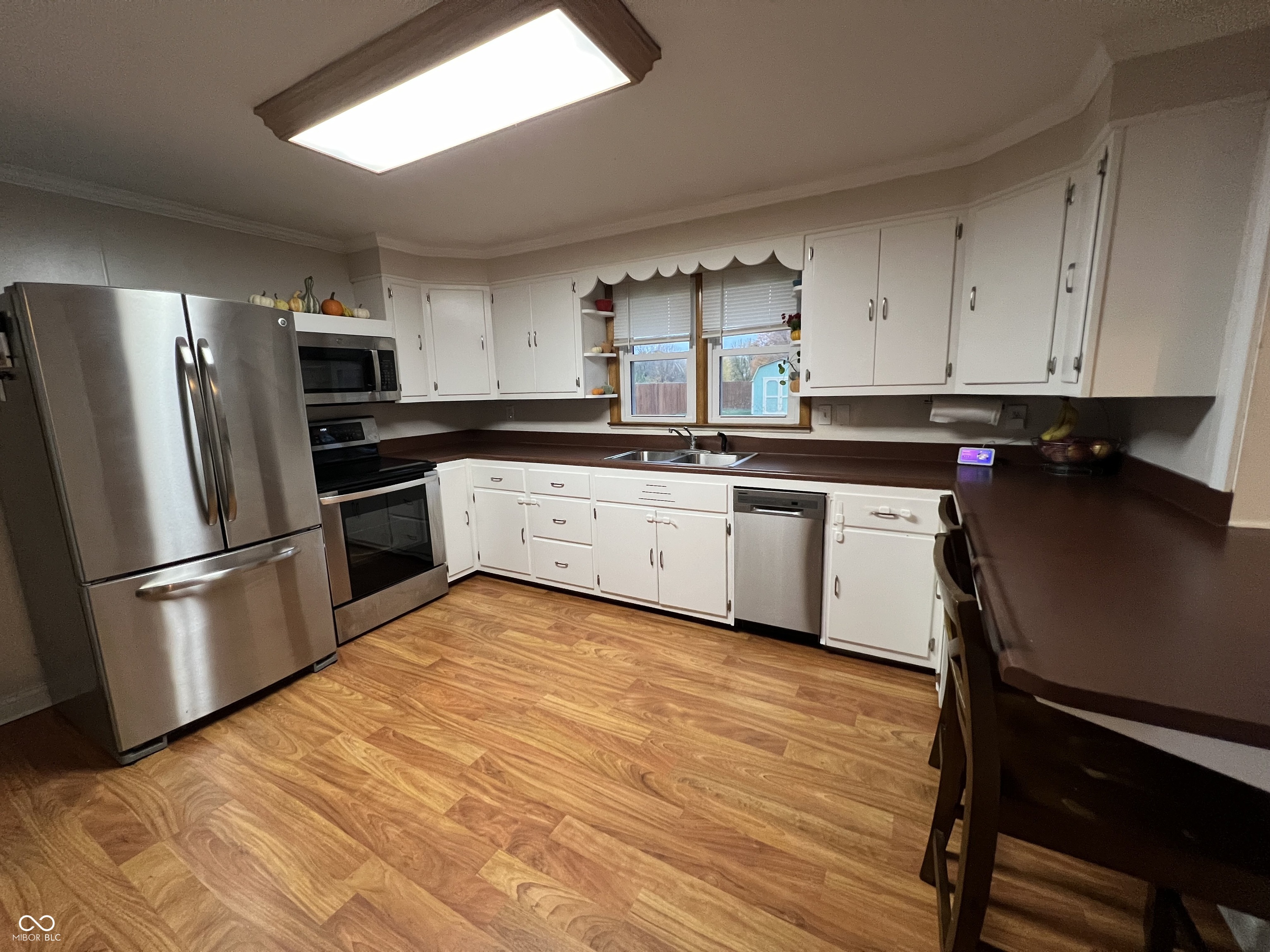 502 W Western Road