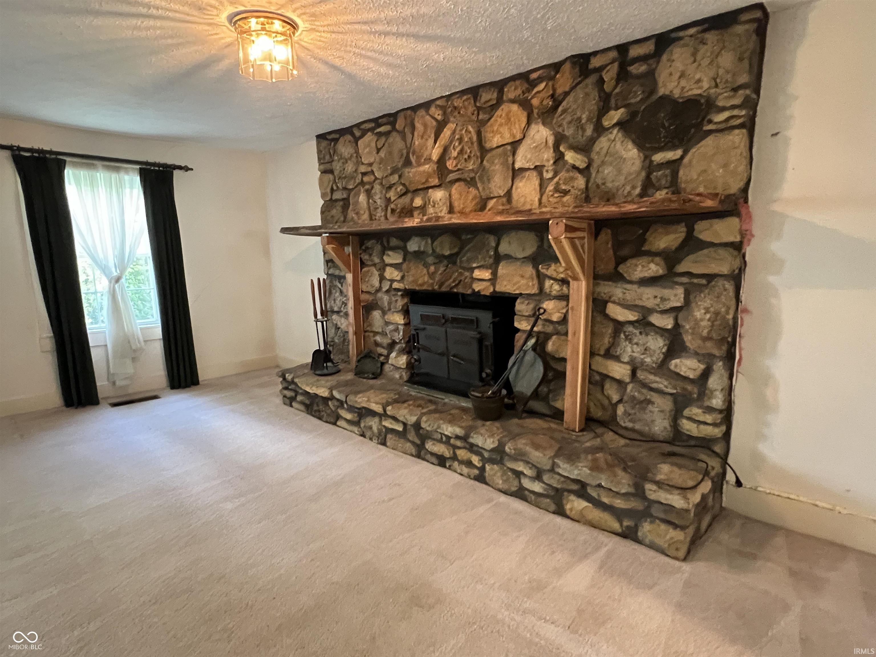 1345 E County Road 300 South