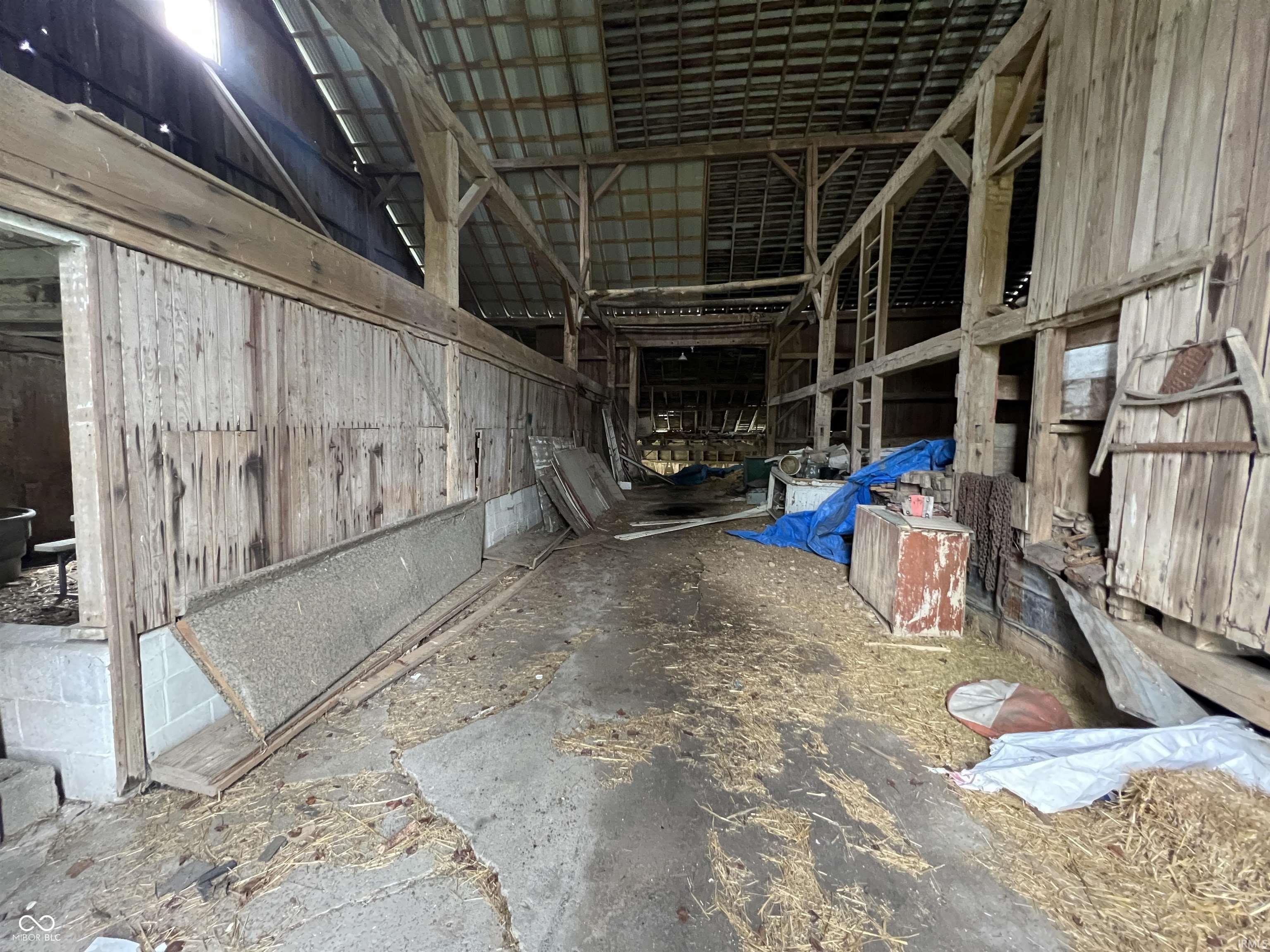 1345 E County Road 300 South