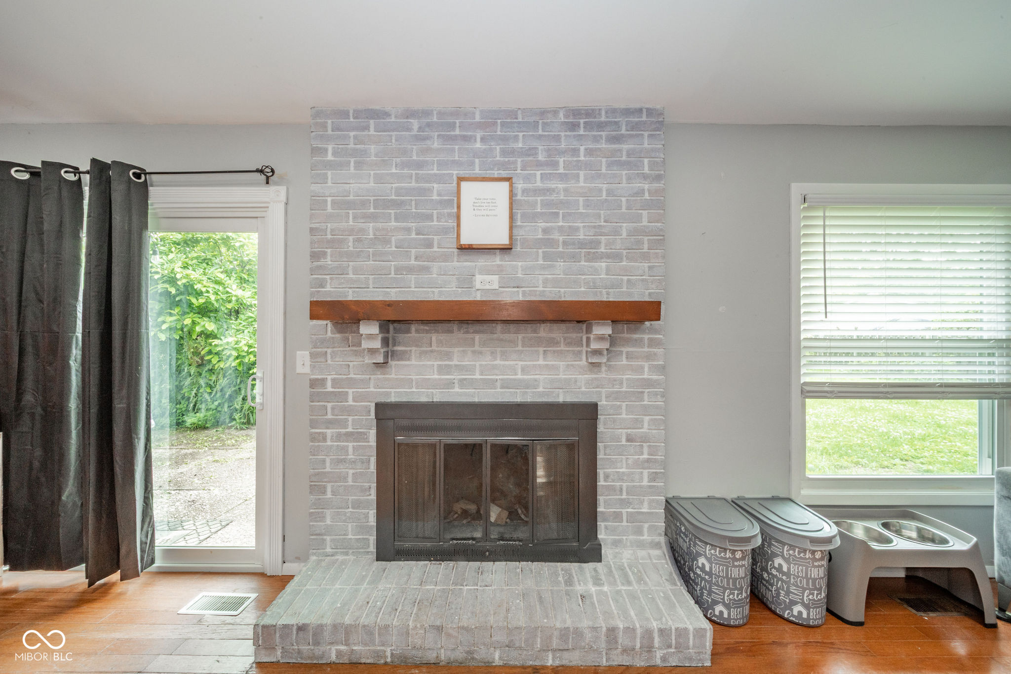 909 S Devonshire Road