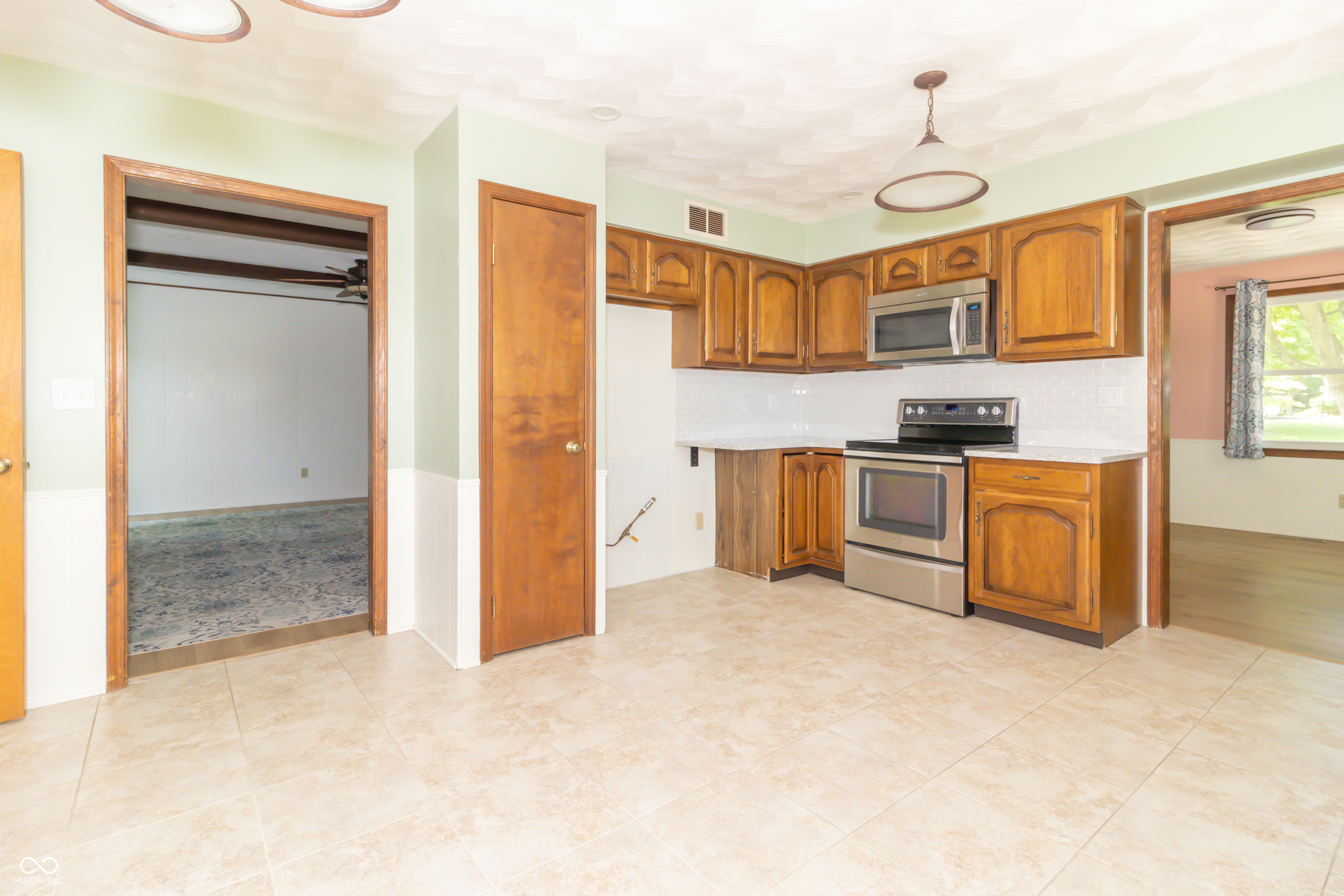 720 Suzanne Court