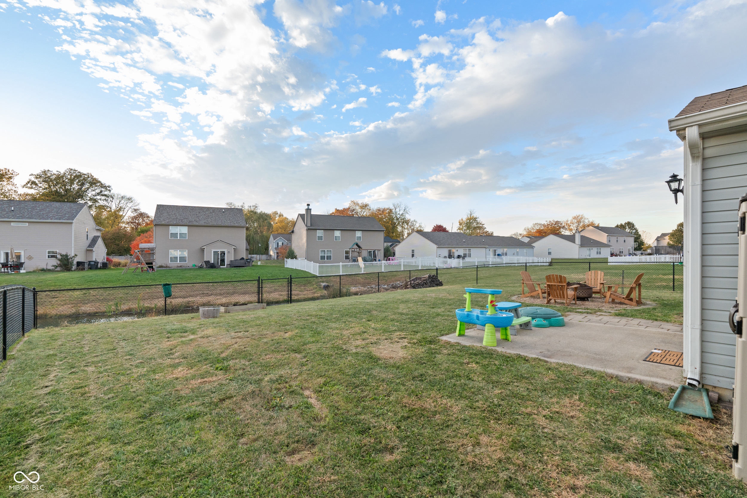6501 Paramount Springs Drive