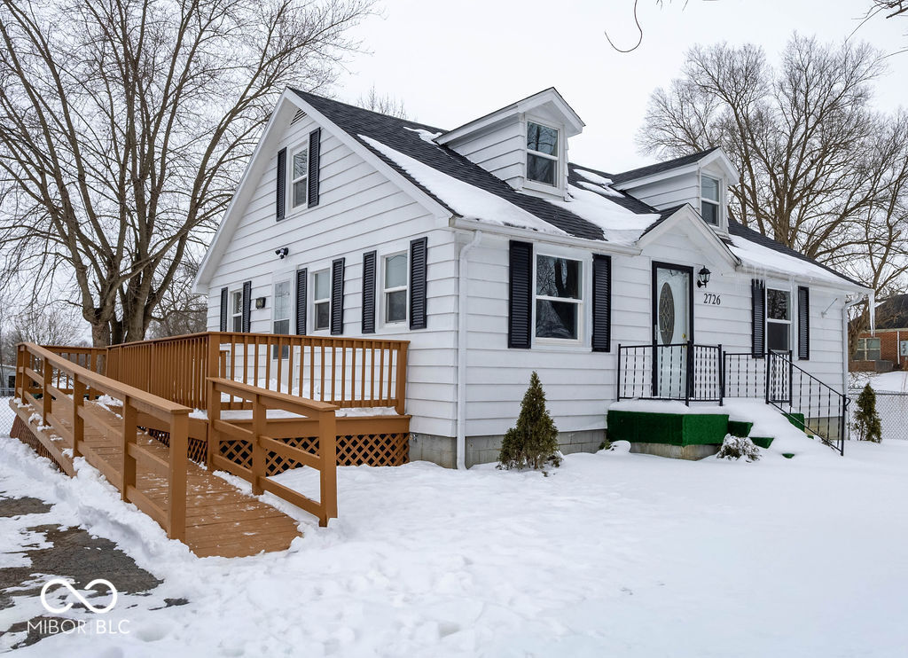 2726 S Main Street