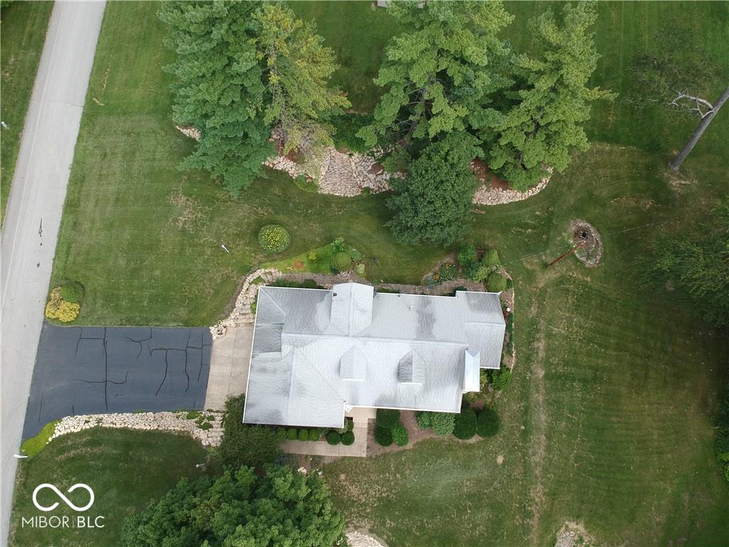 2702 Meadowbrook Drive