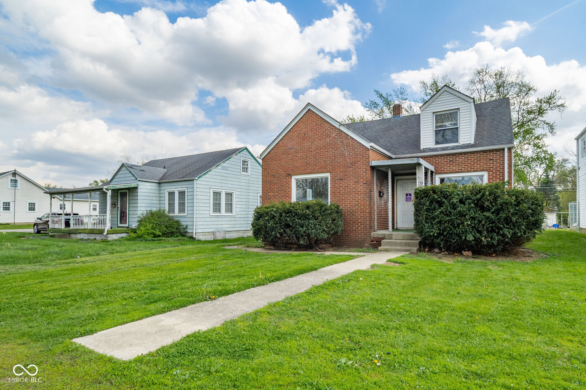 239 W 38th Street