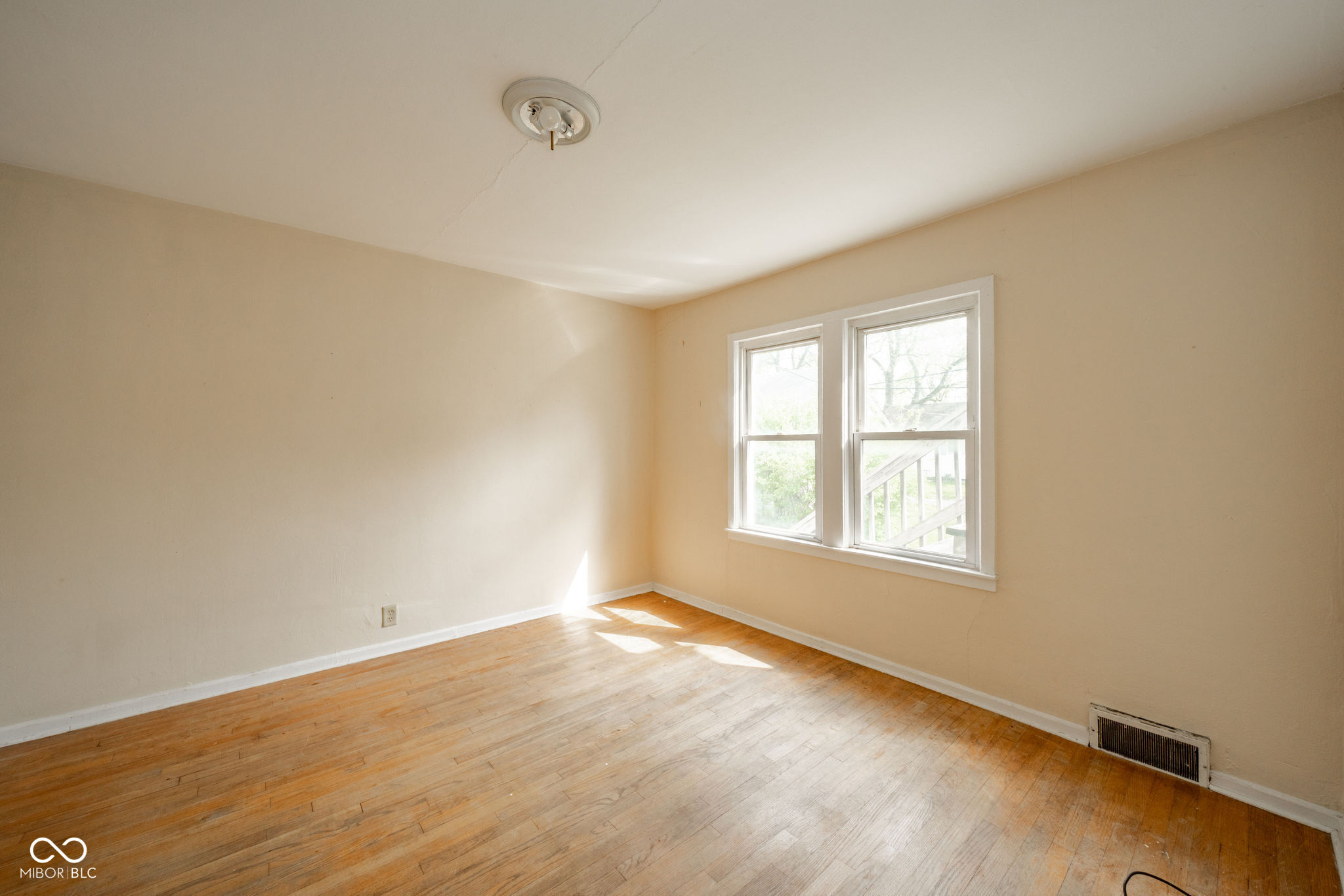 239 W 38th Street