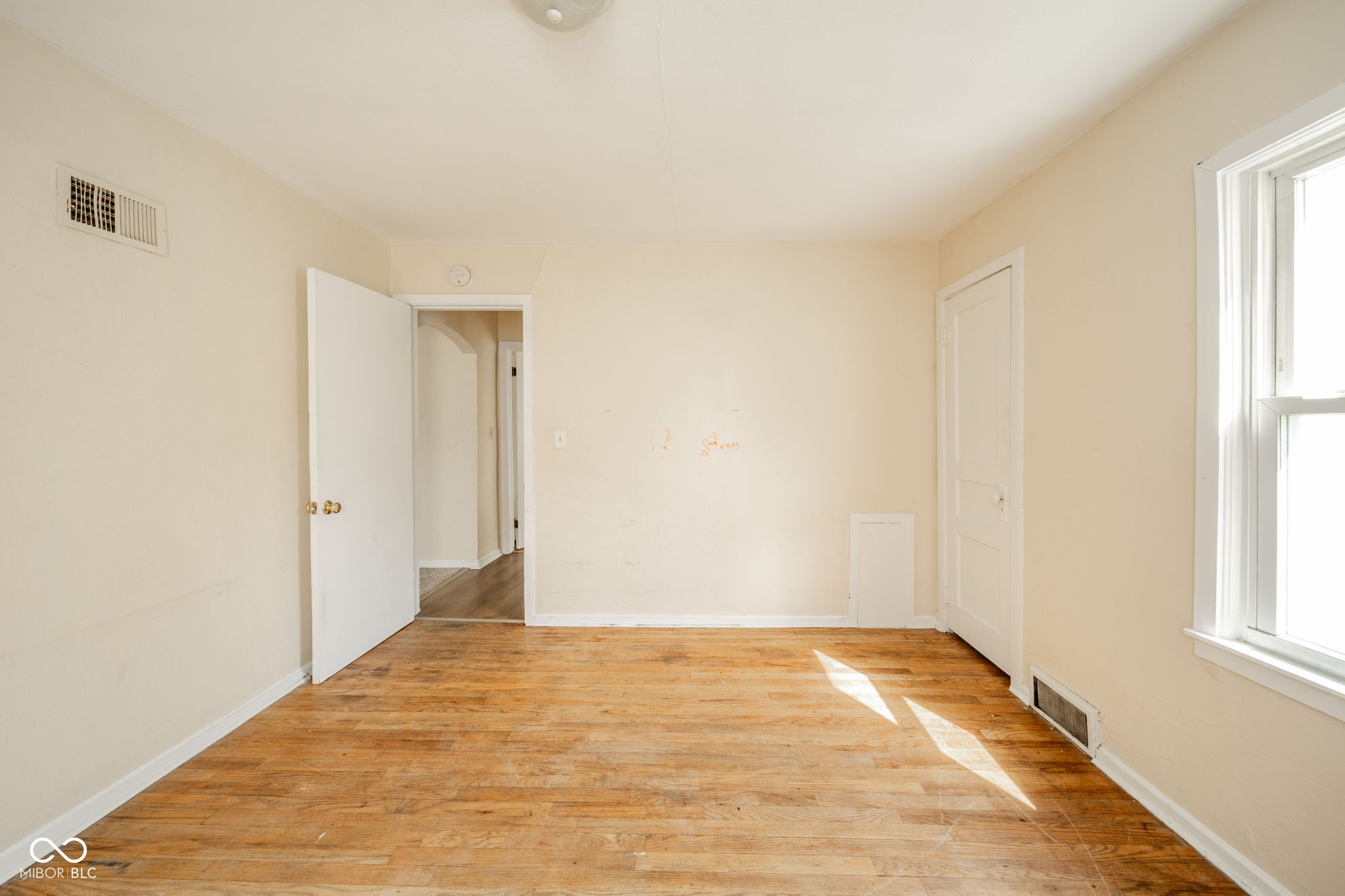 239 W 38th Street