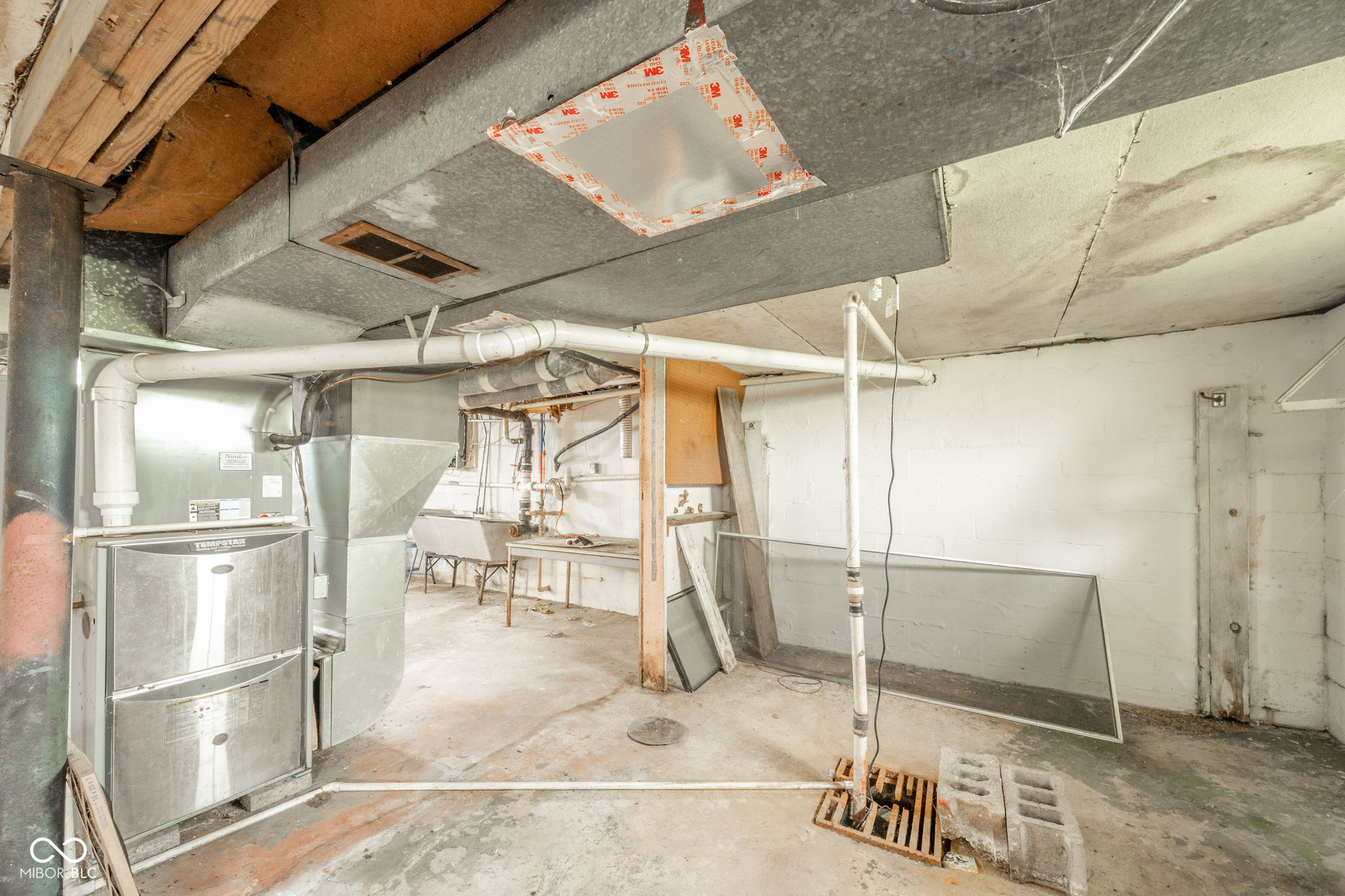 239 W 38th Street