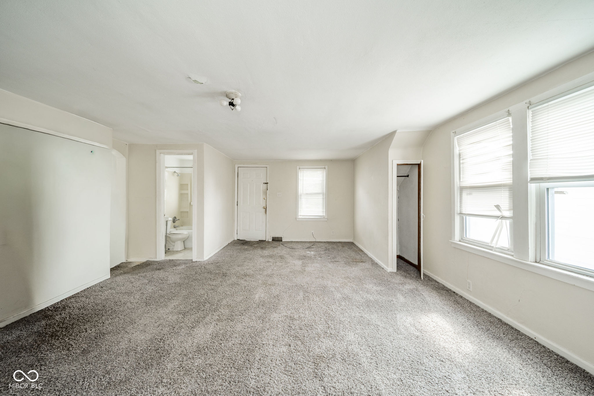 239 W 38th Street