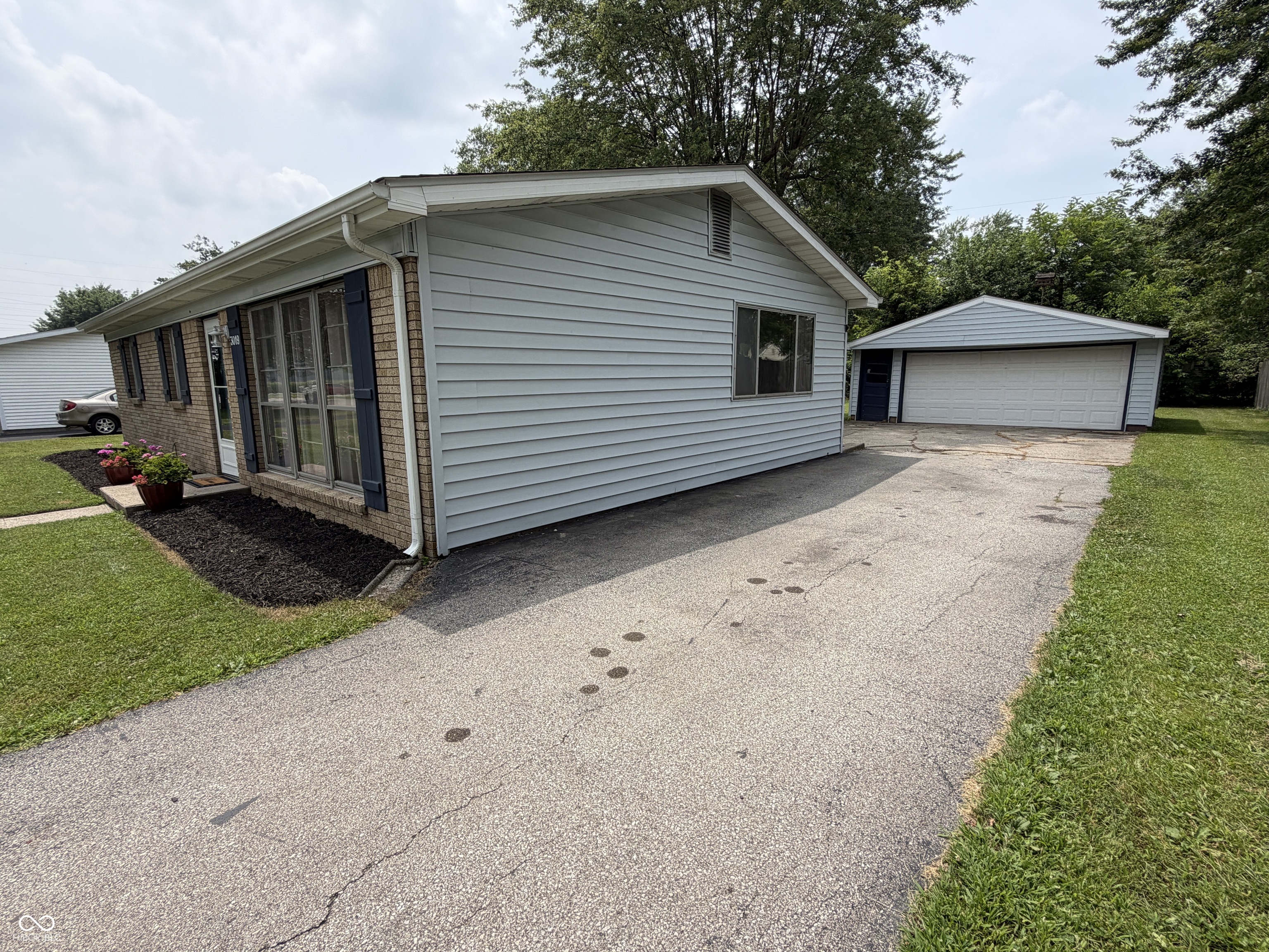 3019 Brentwood Road