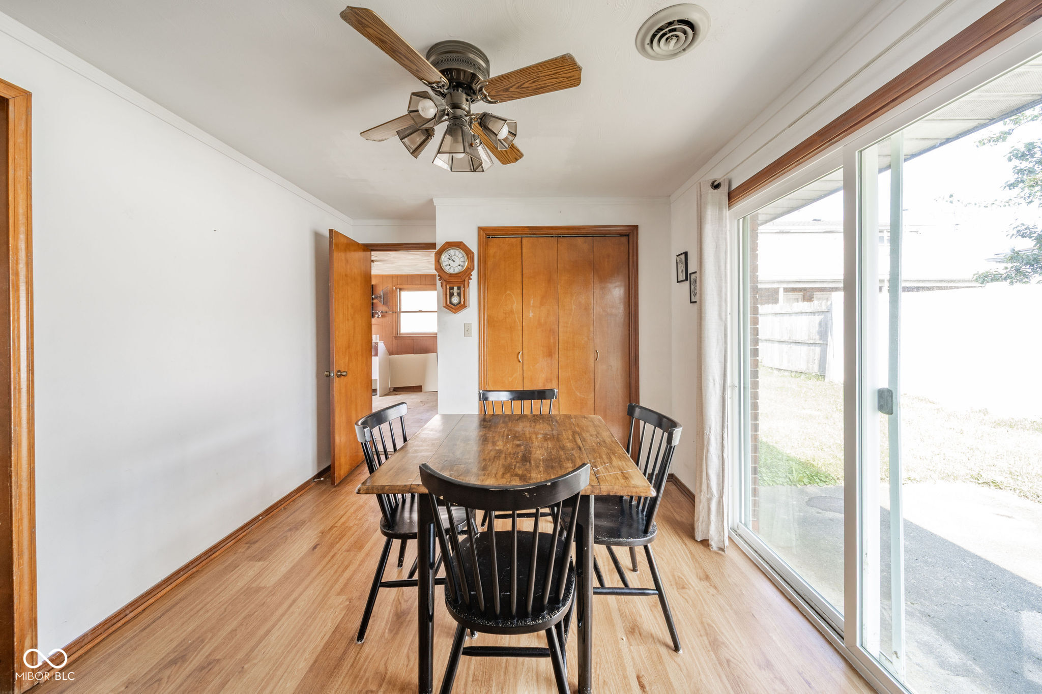 512 E County Road 300 S