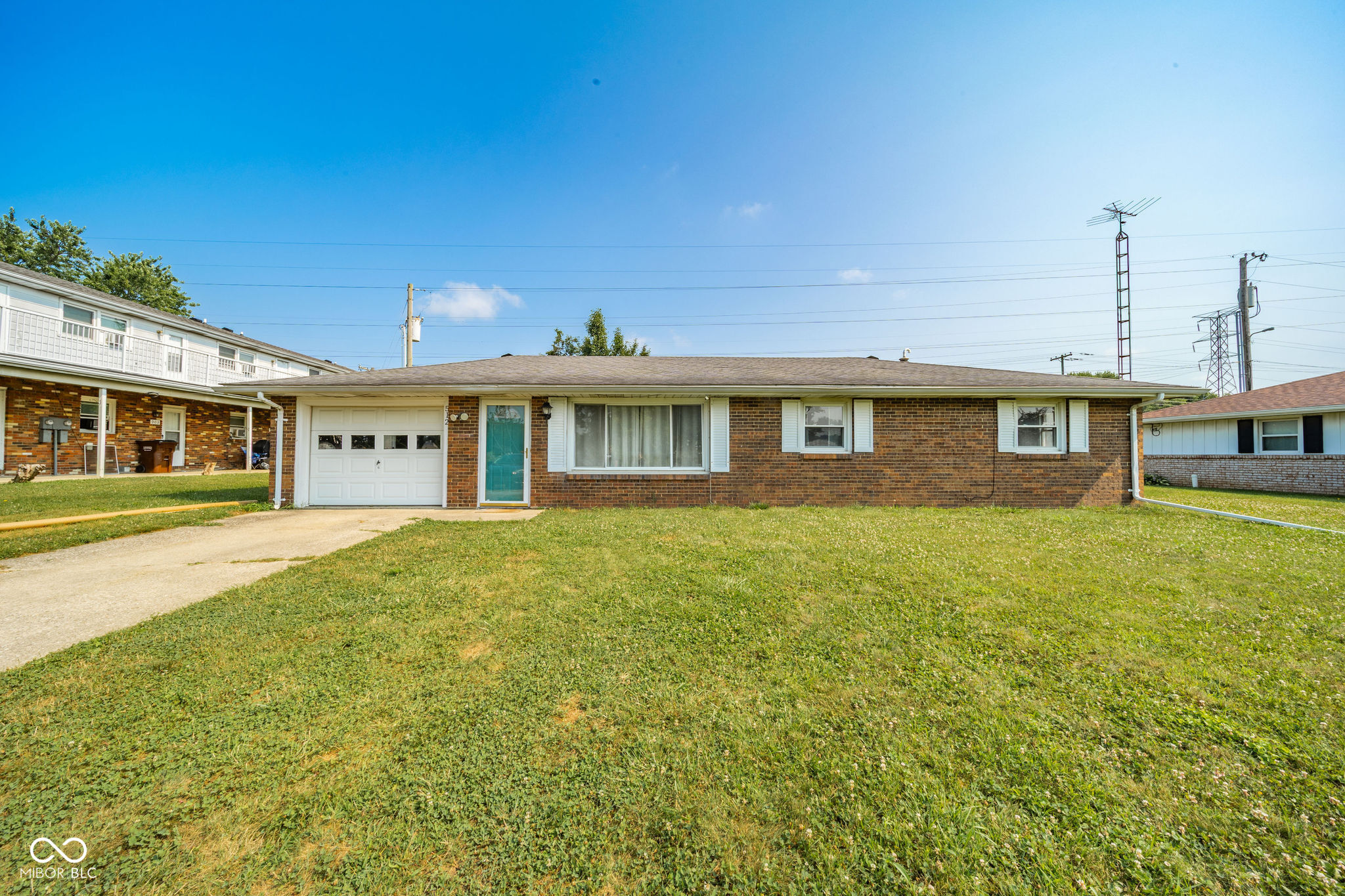 512 E County Road 300 S