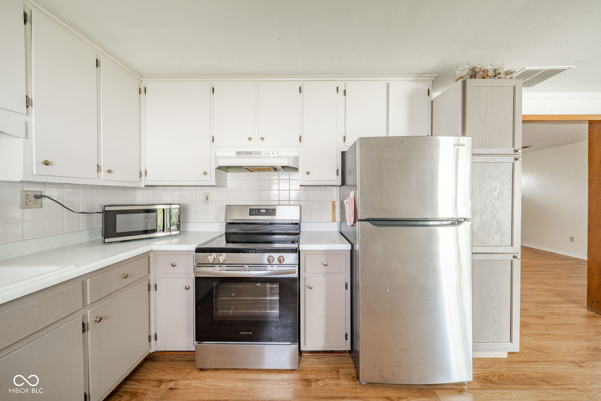 512 E County Road 300 S